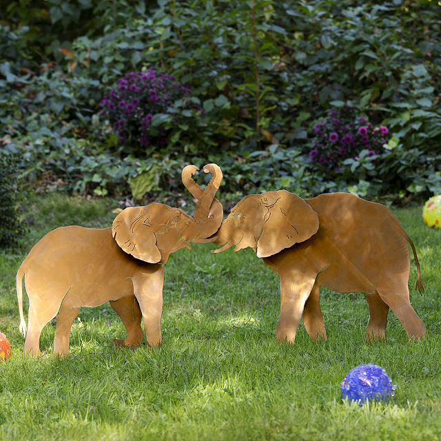 Elephants Intertwined Garden Sculpture Set