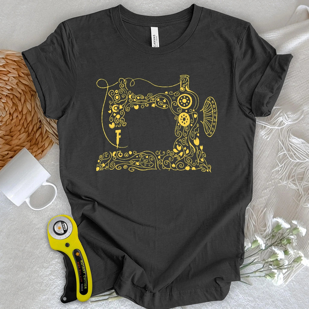 โจ Golden Glamour T-Shirt โ Perfect Gift for Holidays & Special Occasions! ๐
