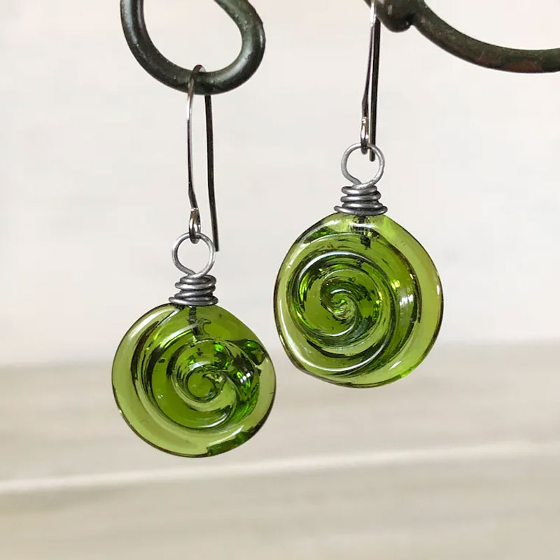 ✨ Recycled Wine Bottle Glass Earrings: Handmade Spiral Dangles – Perfect Holiday Gift! 🎁