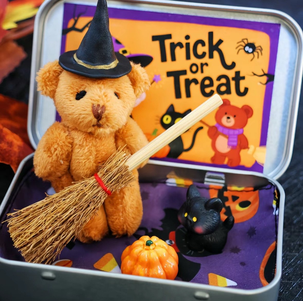 🎁✨ Halloween Teddy Gift Box - Perfect Holiday Present for Special Occasions!