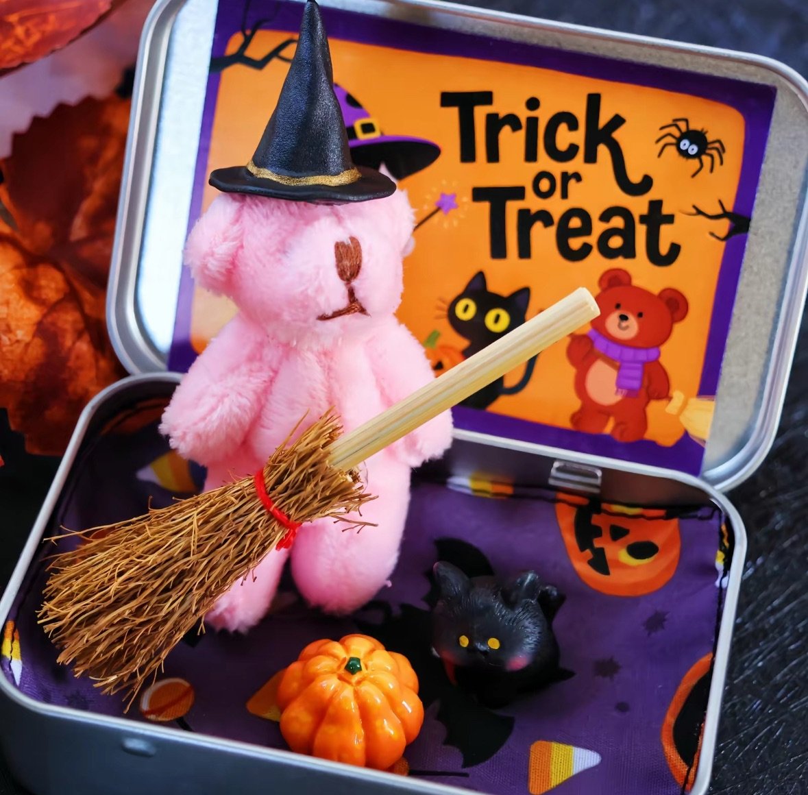 🎁✨ Halloween Teddy Gift Box - Perfect Holiday Present for Special Occasions!