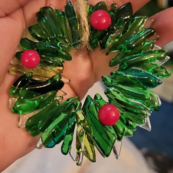🎁✨ Elegant Wreath Christmas Ornament – Perfect Holiday & Special Occasion Gift!