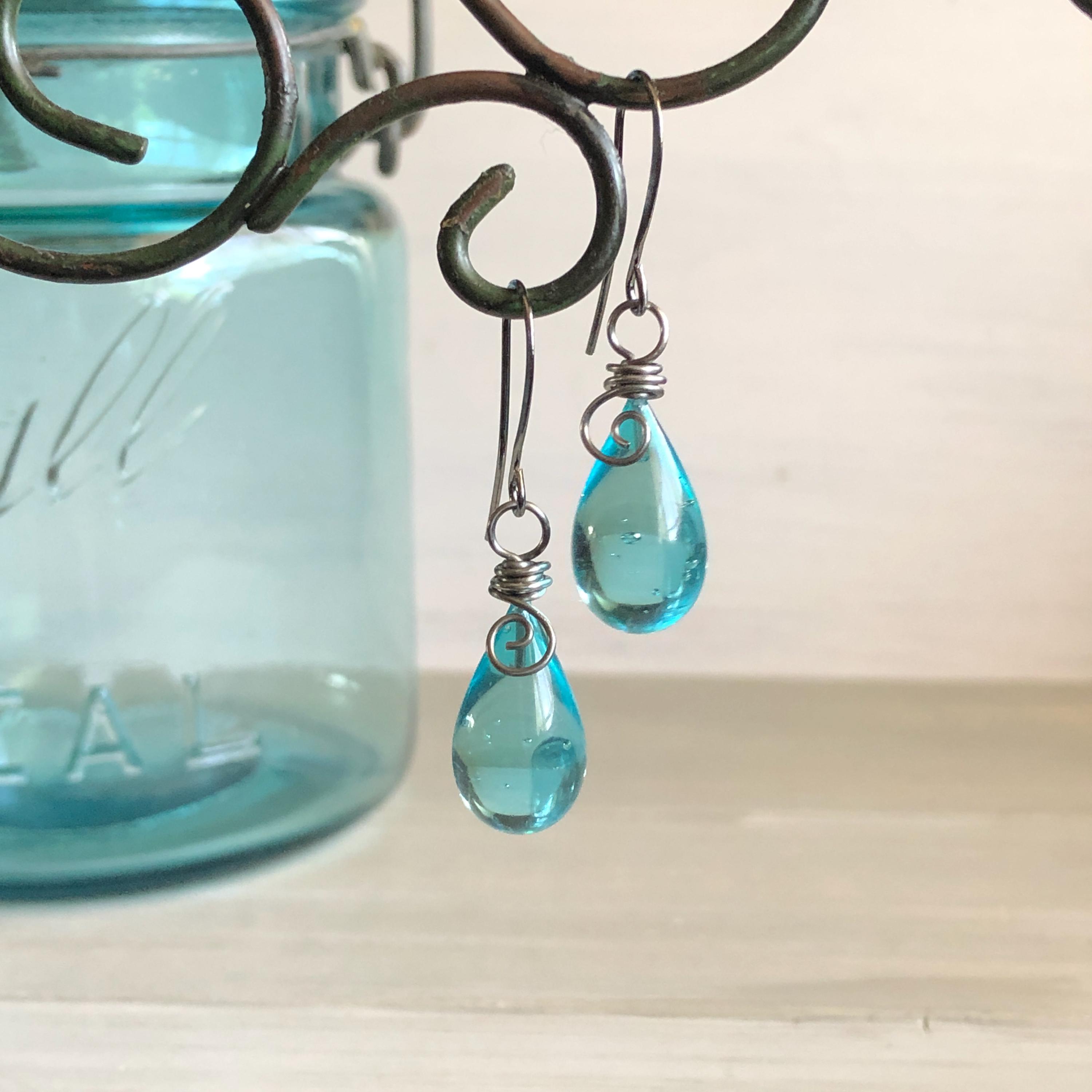 ✨ Vintage Teardrop Mason Jar Earrings – Recycled Glass, Perfect Holiday Gift! 🎁