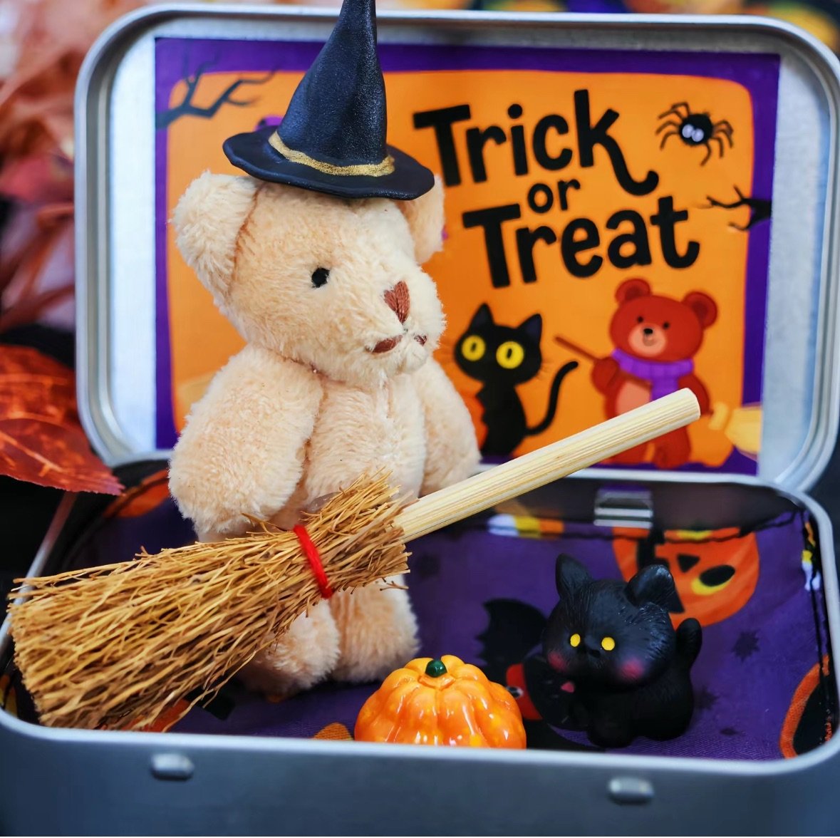 🎁✨ Halloween Teddy Gift Box - Perfect Holiday Present for Special Occasions!