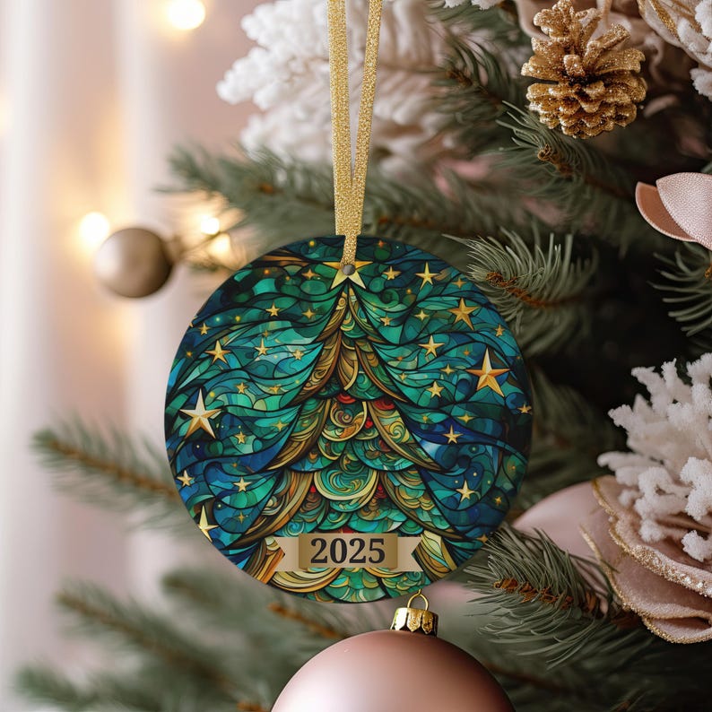 🎁✨ Fantasy Christmas Tree Ornament – Perfect Holiday & Special Occasion Gift