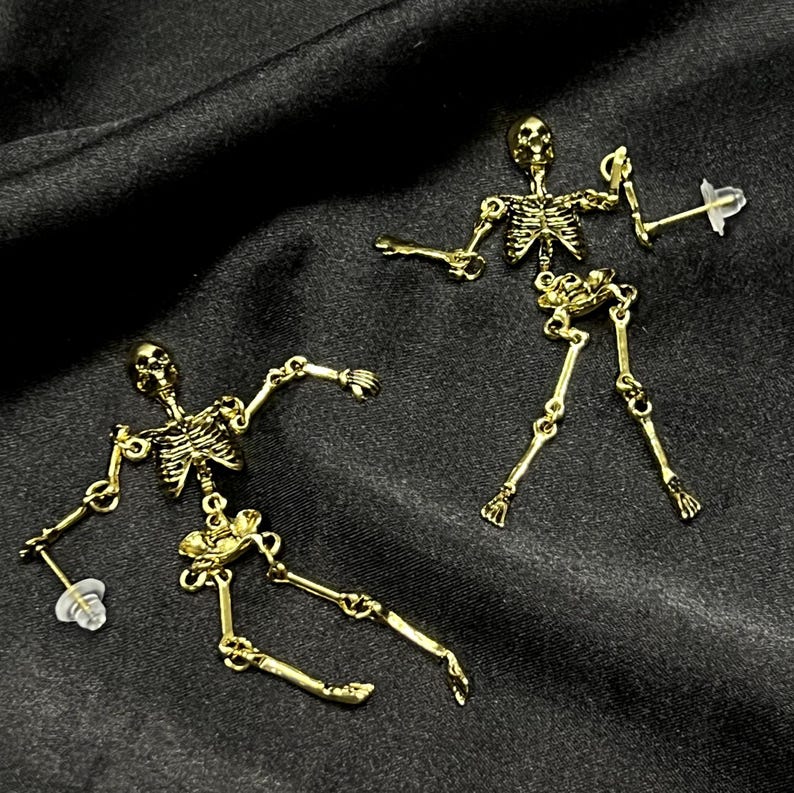 🎁💀 Punk Gothic Skull Earrings – Perfect Halloween Gift Set (2-Pack) for Special Occasions