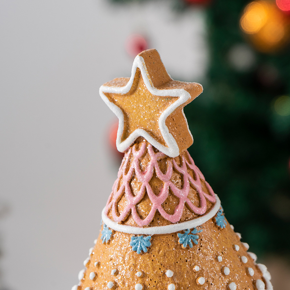 🎄🎁 Gingerbread Christmas Tree Ornament - Perfect Holiday Gift for Special Occasions