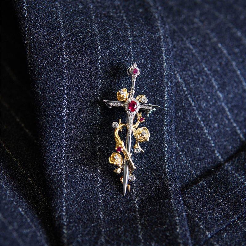 🌹🗡 Thorns Rose Flower Brooch - Perfect Gift for Holidays & Special Occasions 💝