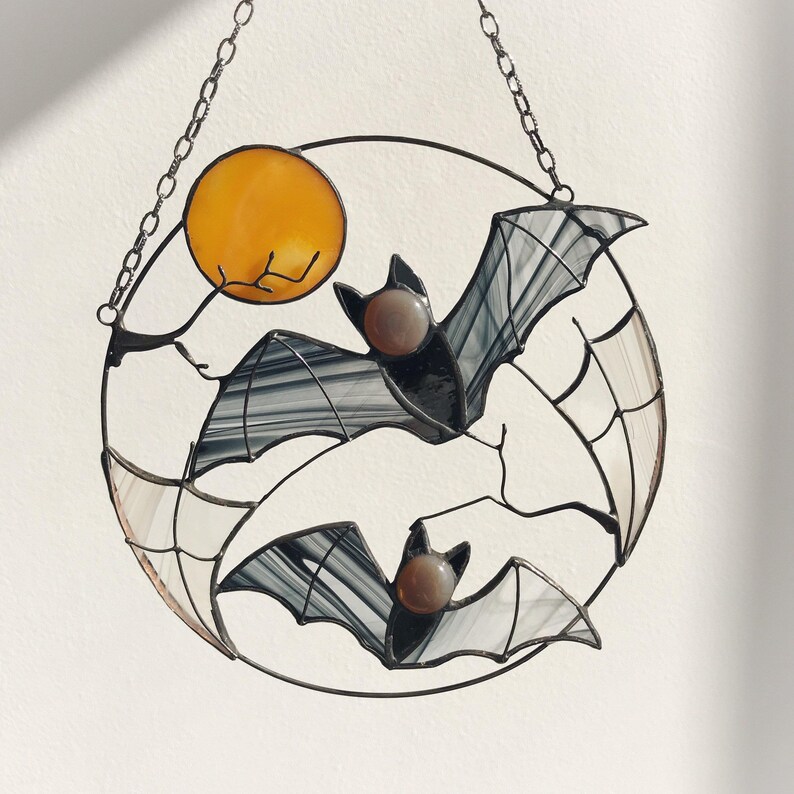 🎁✨ Halloween Bat Moon Suncatcher Ornament – Perfect Holiday & Special Occasion Gift!