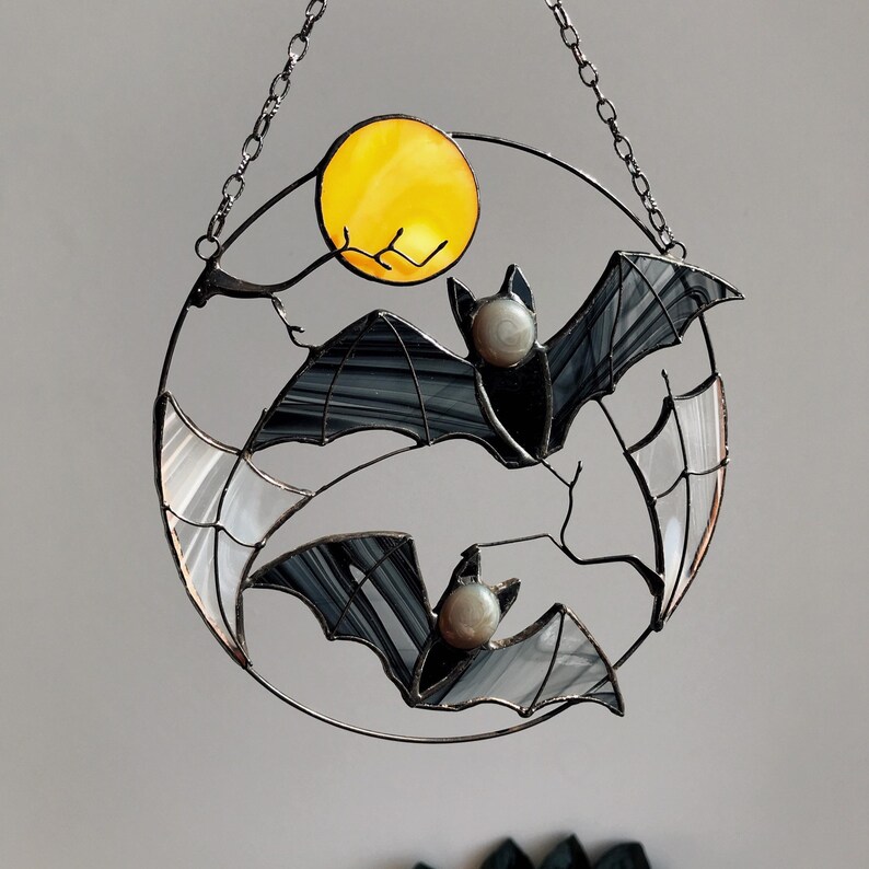 🎁✨ Halloween Bat Moon Suncatcher Ornament – Perfect Holiday & Special Occasion Gift!