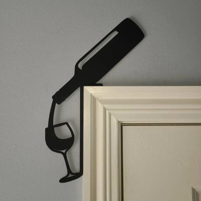 🎁✨Perfect Mother's Day Gift 2025—Adorable Wood Door Topper for Holidays & Special Occasions