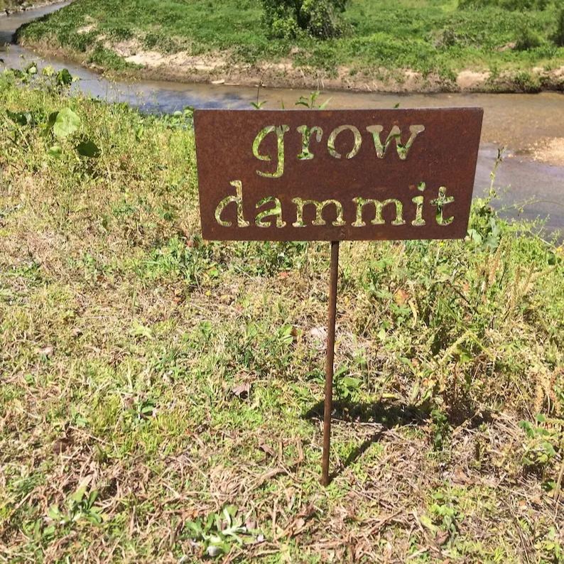 Grow Dammit Metal Garden Sign 🌿🎁 – Perfect Gift for Holidays & Special Occasions
