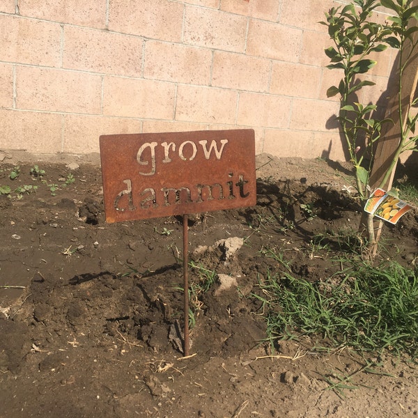 Grow Dammit Metal Garden Sign 🌿🎁 – Perfect Gift for Holidays & Special Occasions