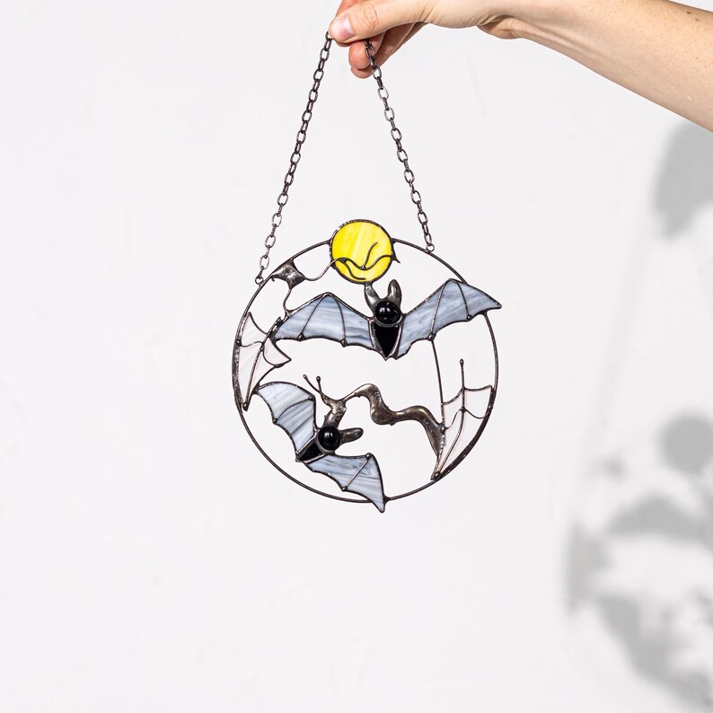 🎁✨ Halloween Bat Moon Suncatcher Ornament – Perfect Holiday & Special Occasion Gift!