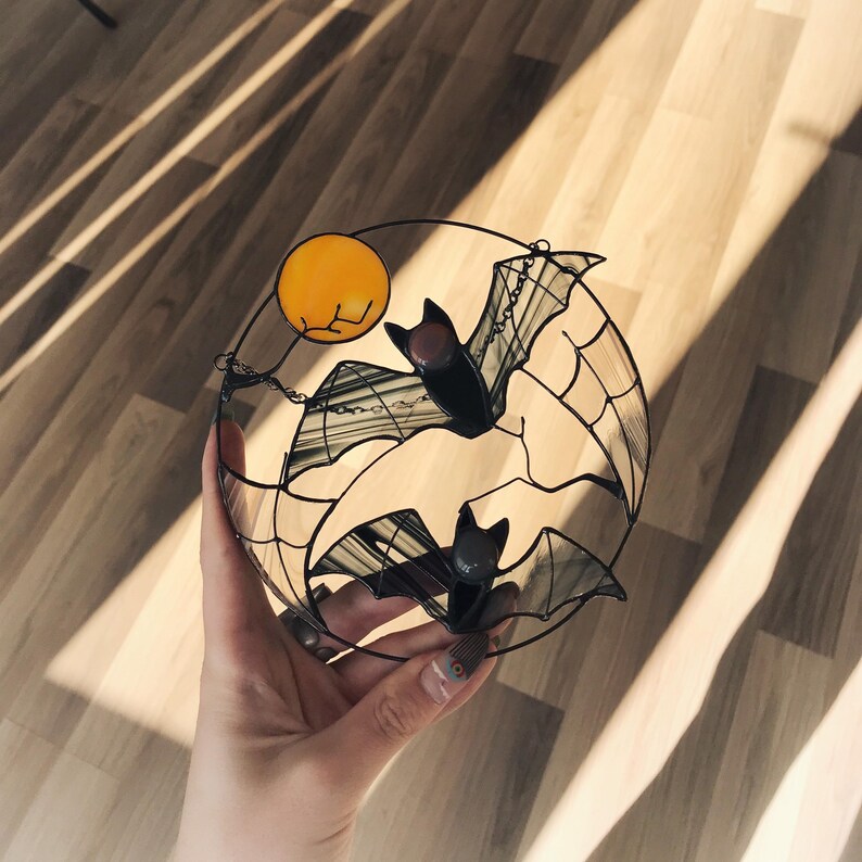 🎁✨ Halloween Bat Moon Suncatcher Ornament – Perfect Holiday & Special Occasion Gift!