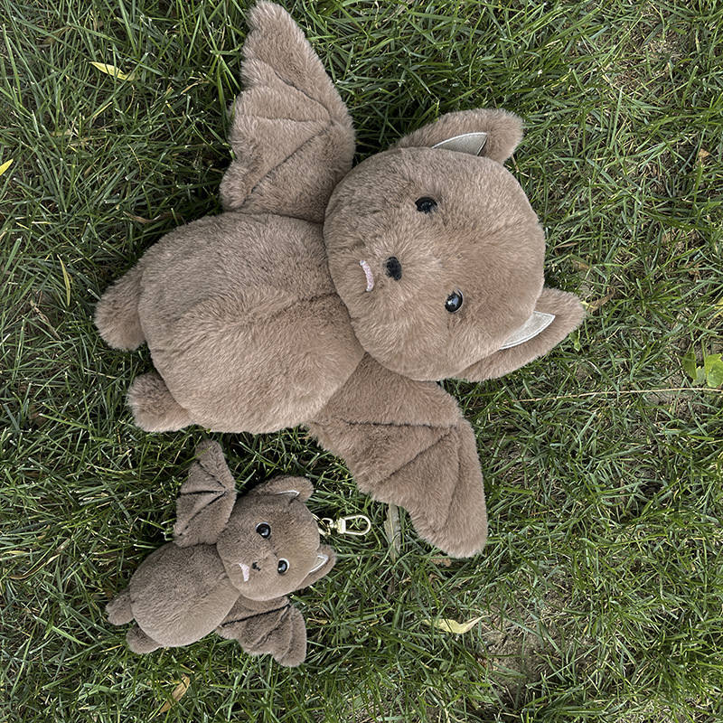 🎁Adorable Plush Bat Gift – Perfect for Halloween & Special Occasions! 🦇