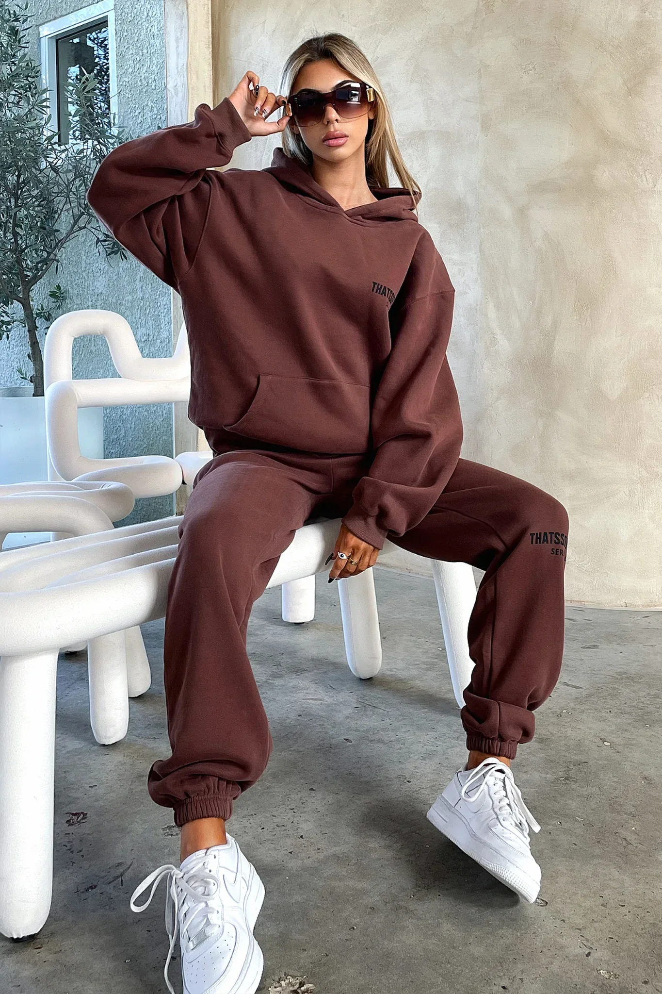 Series 6 Sweatpants - Brown