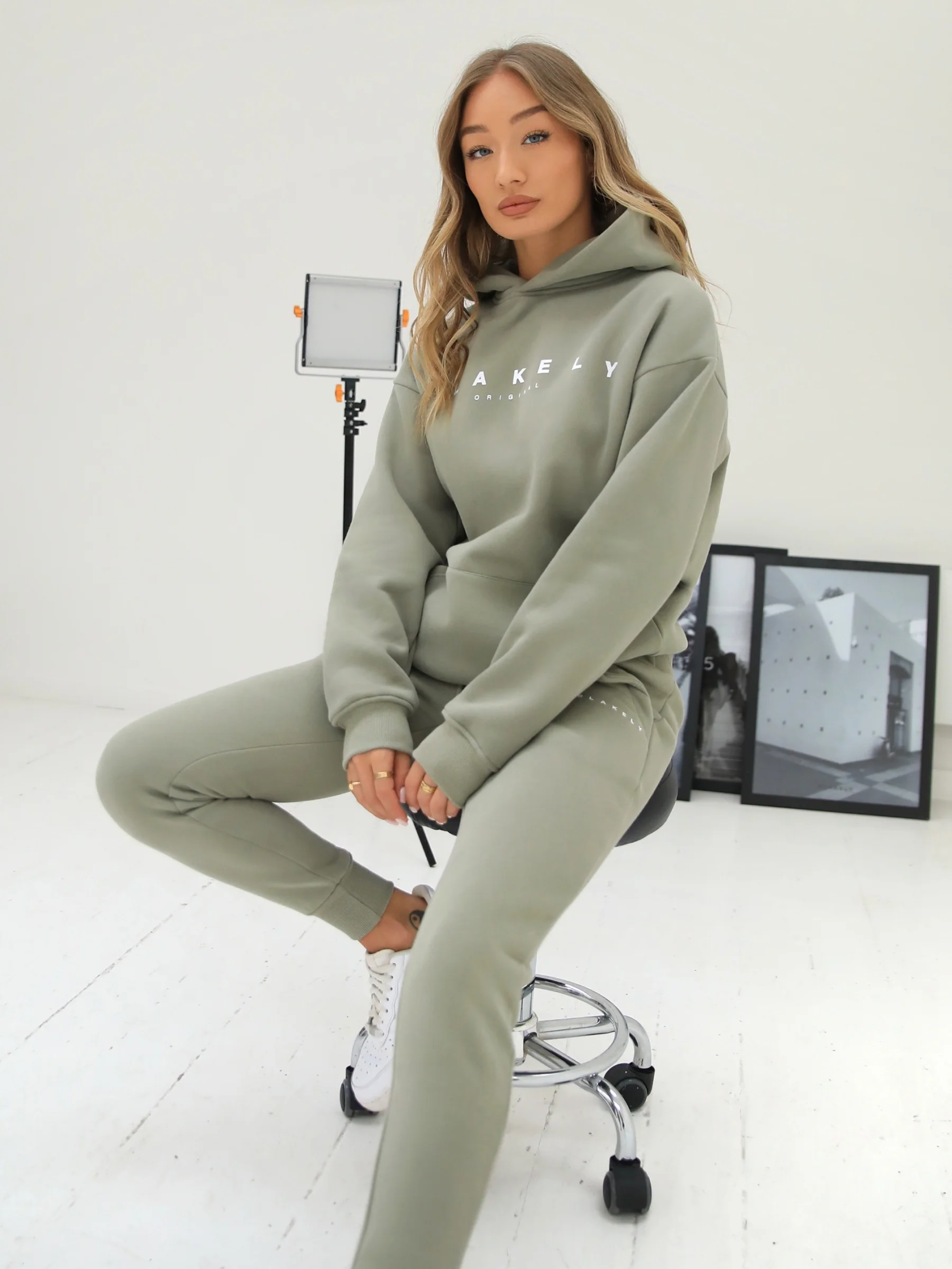 Composure Oversized Hoodie - Olive