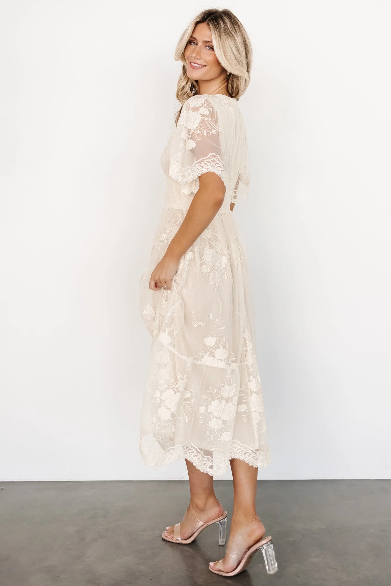 Clarisa Lace Midi Dress | Vintage Cream