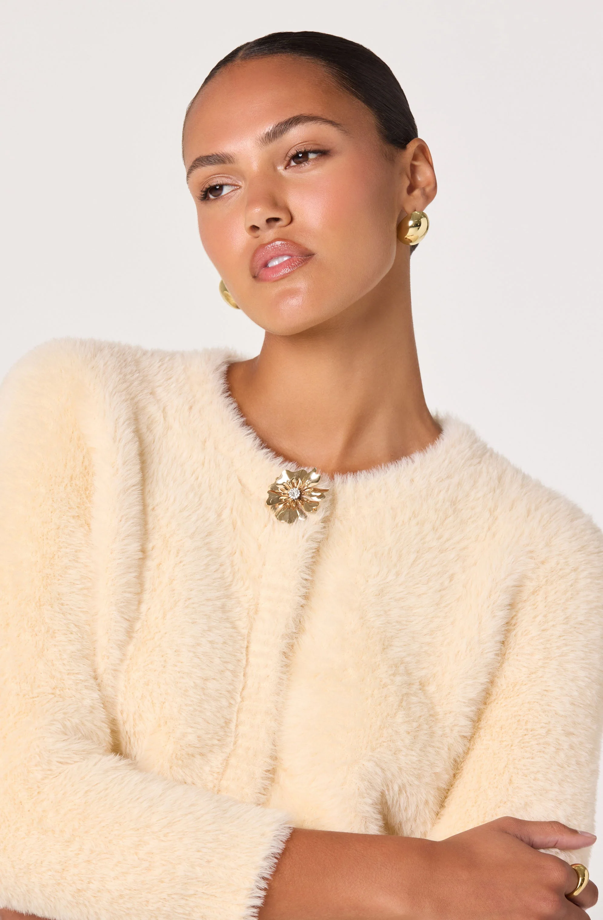 Fuzzy Cropped Cardigan