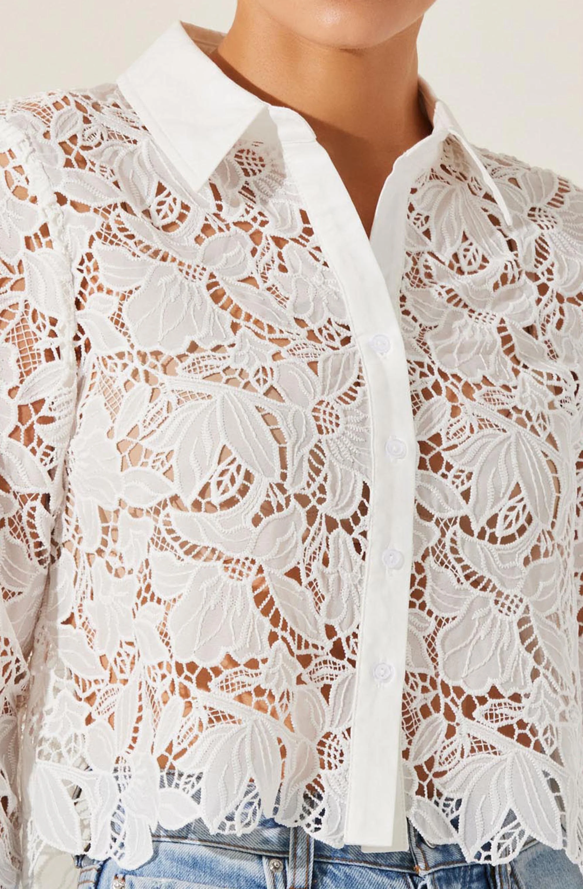 Isabis Floral Lace Top