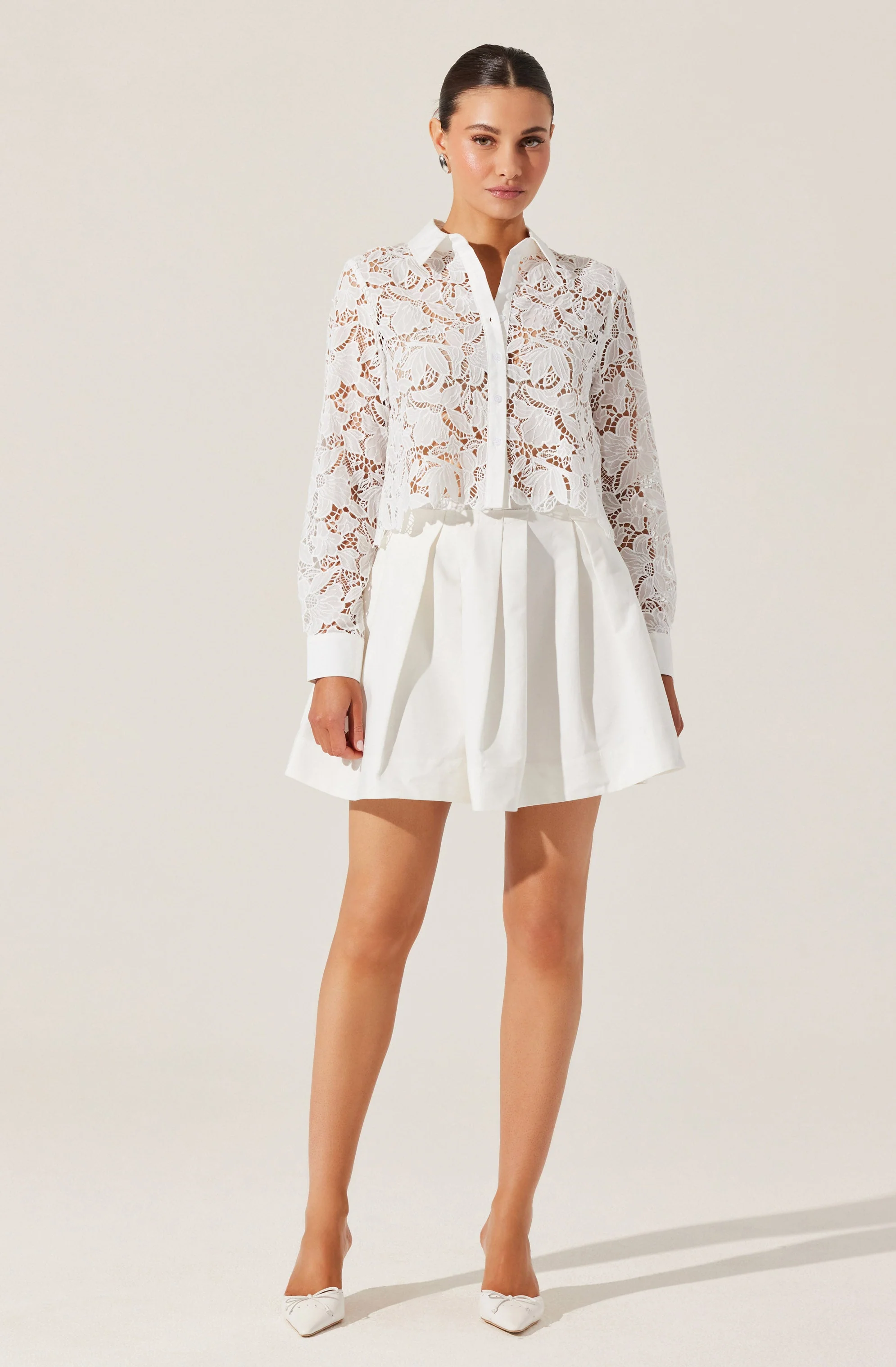 Isabis Floral Lace Top