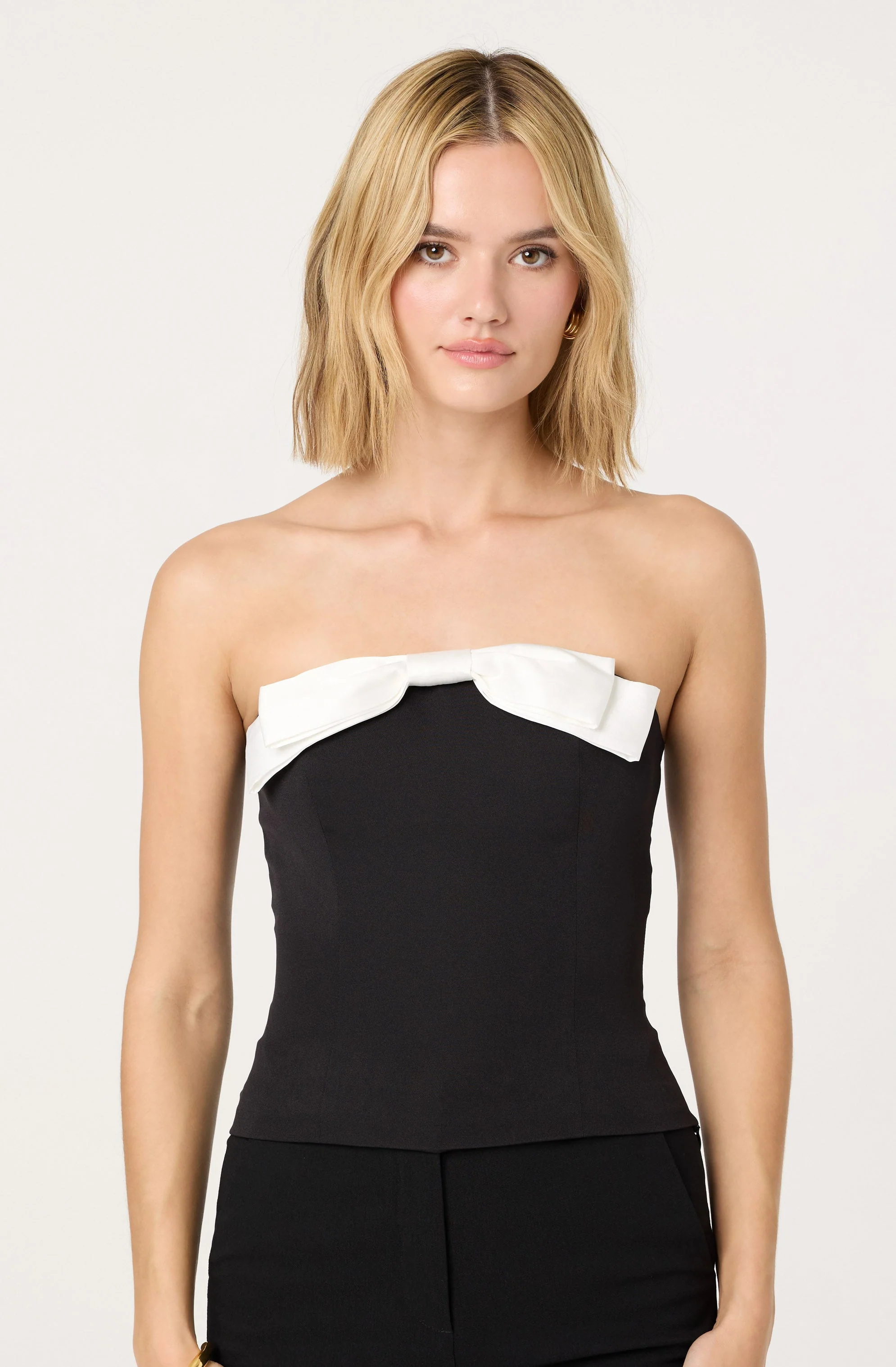 Contrast Bow Strapless Top
