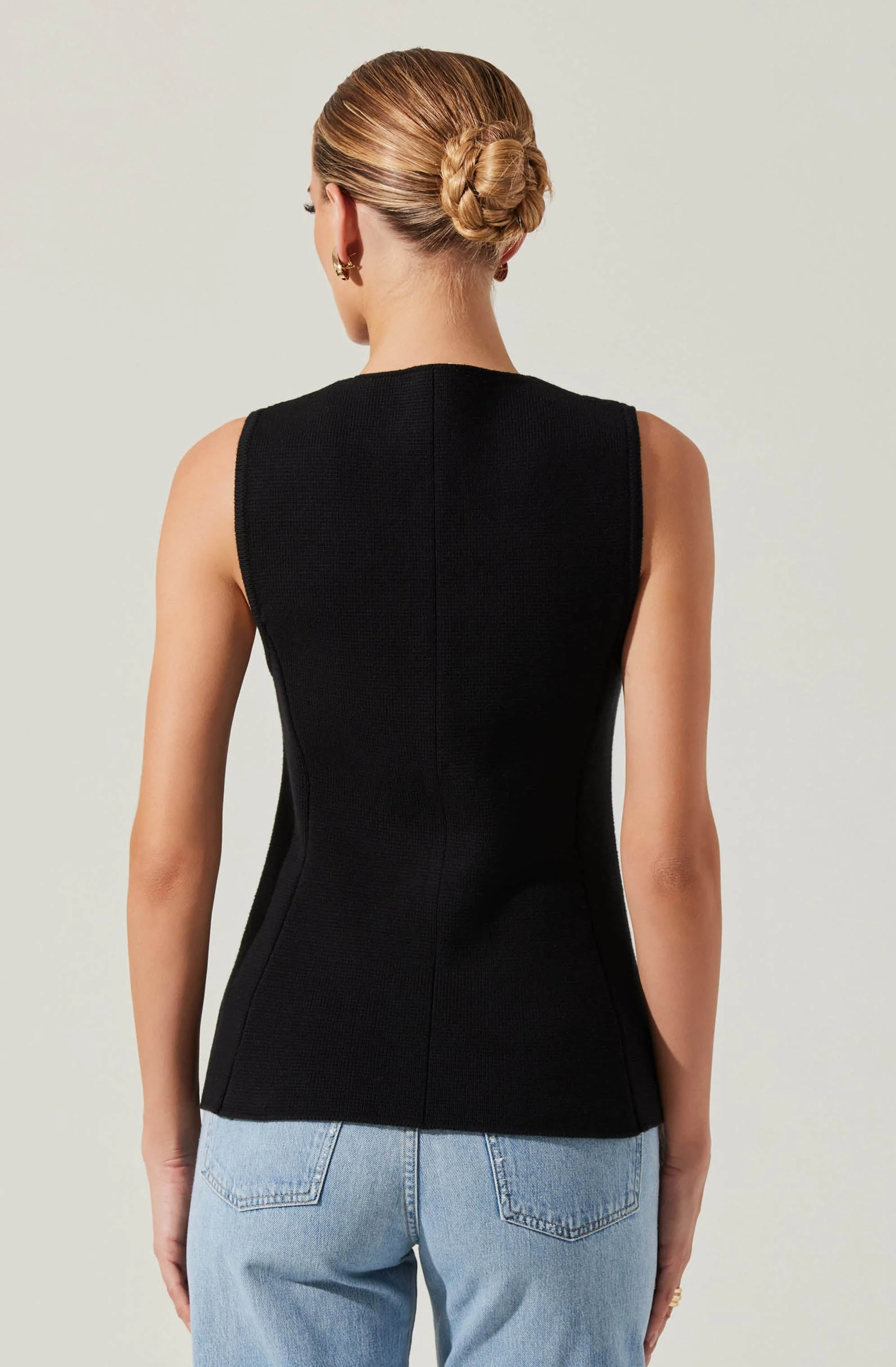 Jayce V-Neck Sweater Vest