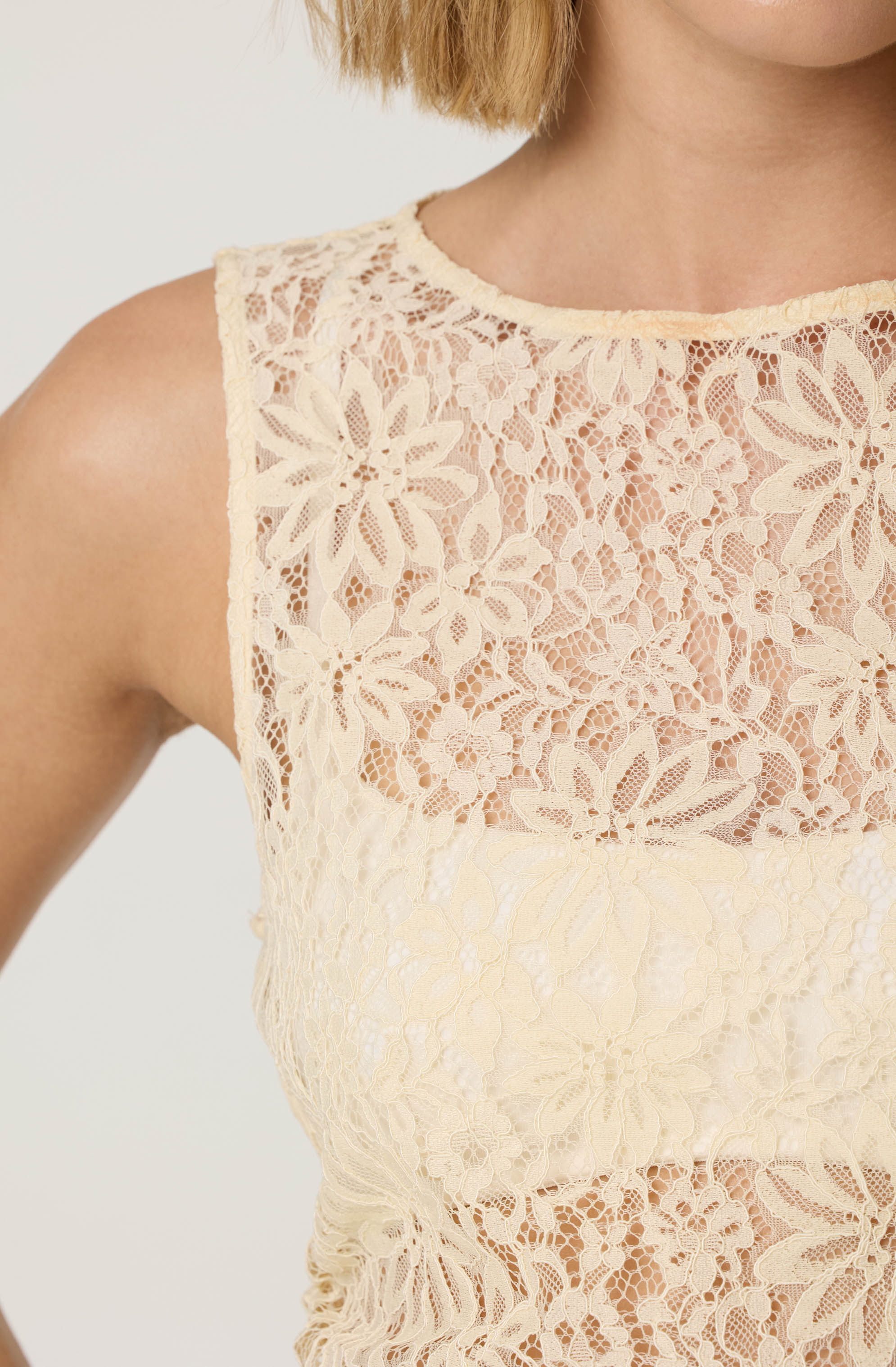 Kairi Lace High Neck Top