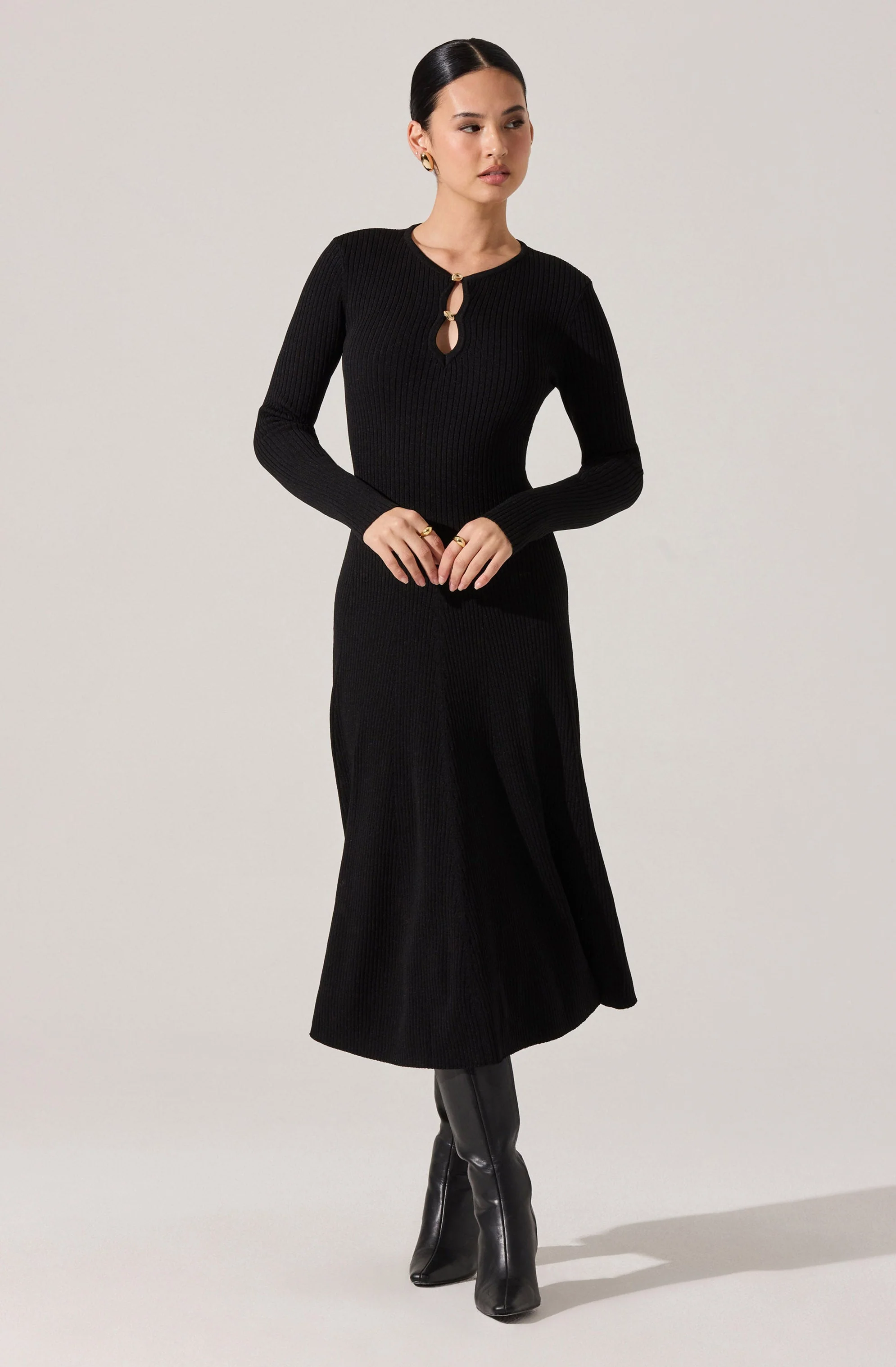 Fallyn Ribbed Sweater Midi Dress