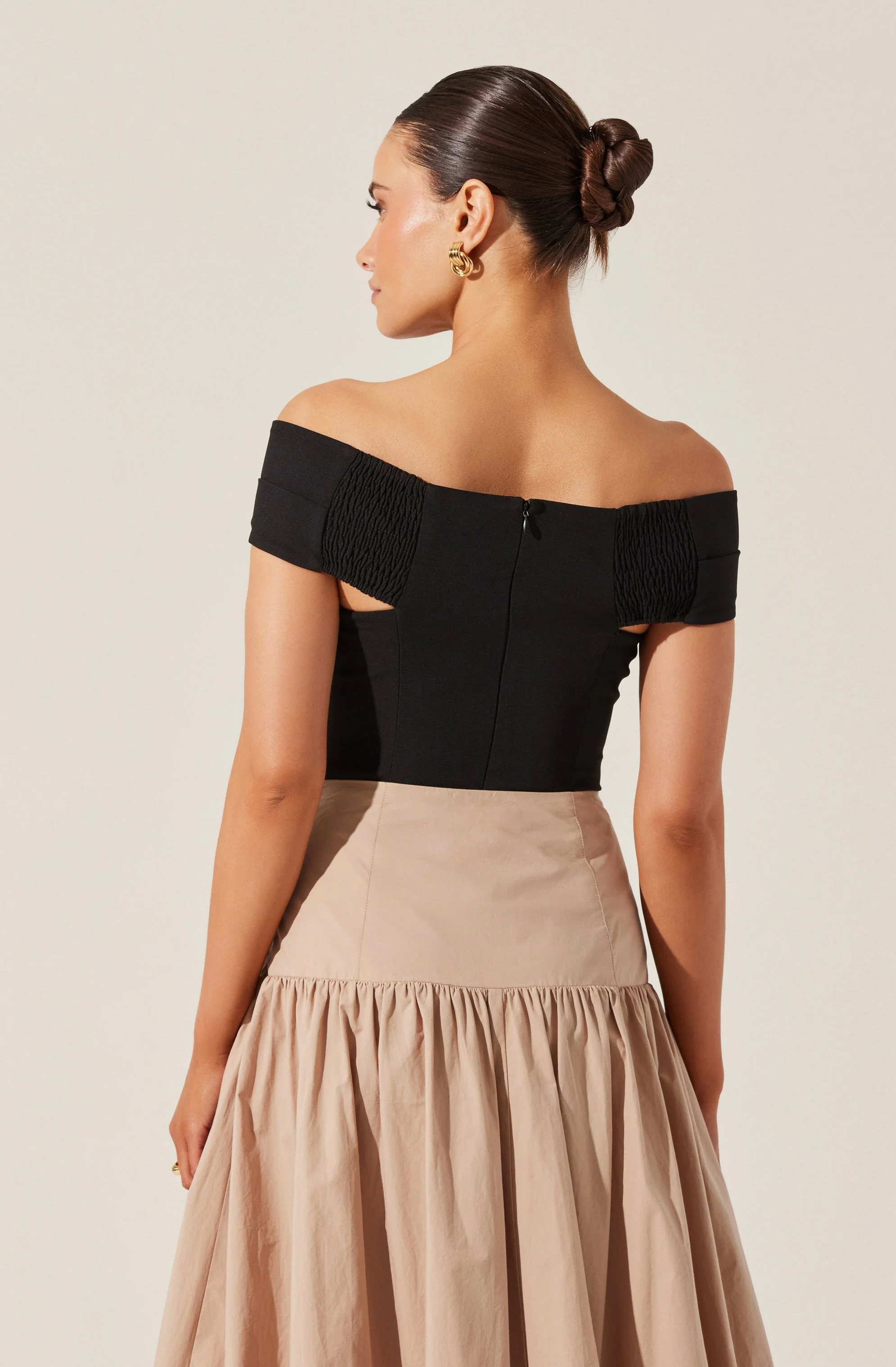Catherine Twist Off Shoulder Top