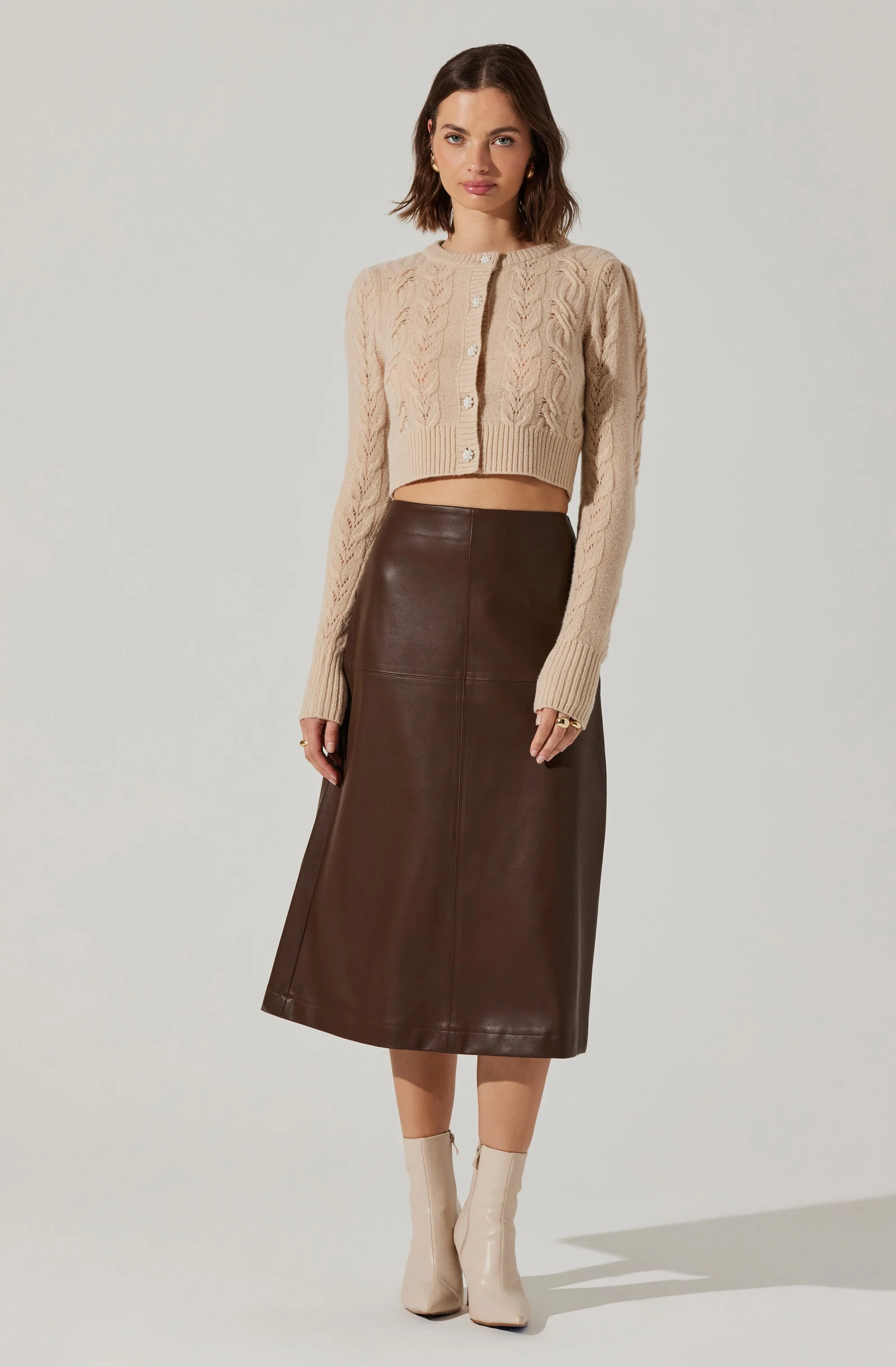 Peri Cable Knit Cropped Cardigan