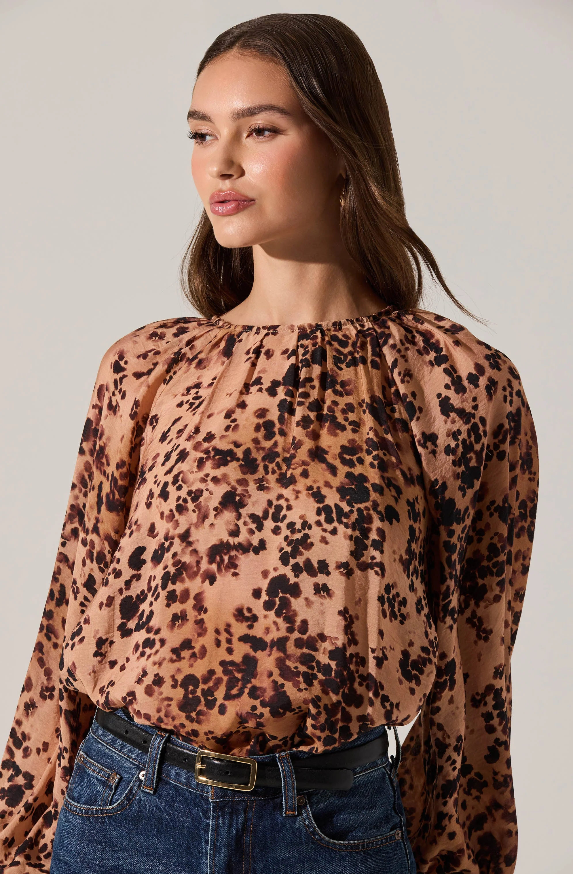 Reyen Leopard Balloon Sleeve Top