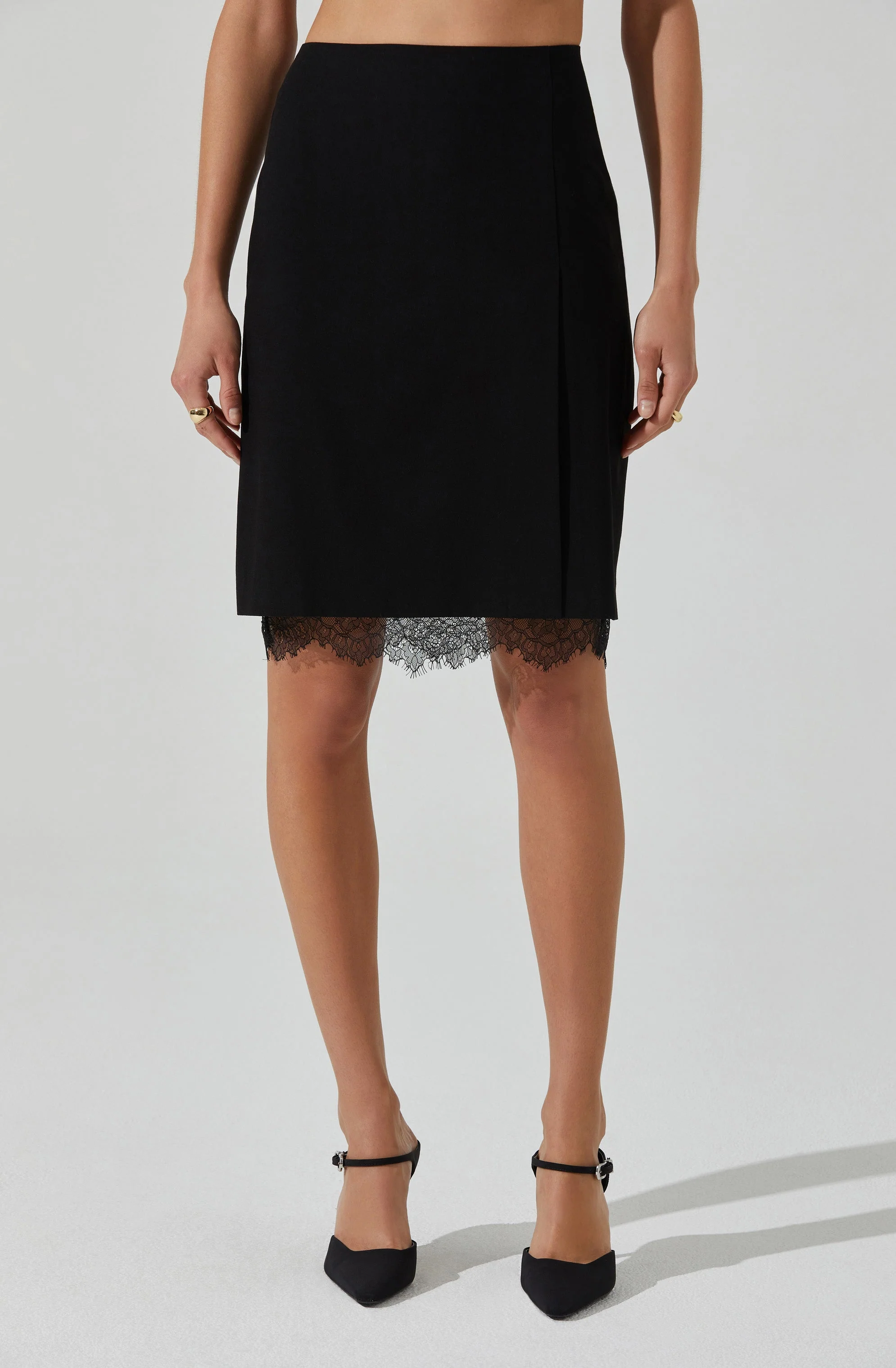 Itzayana Lace Trim Pencil Skirt