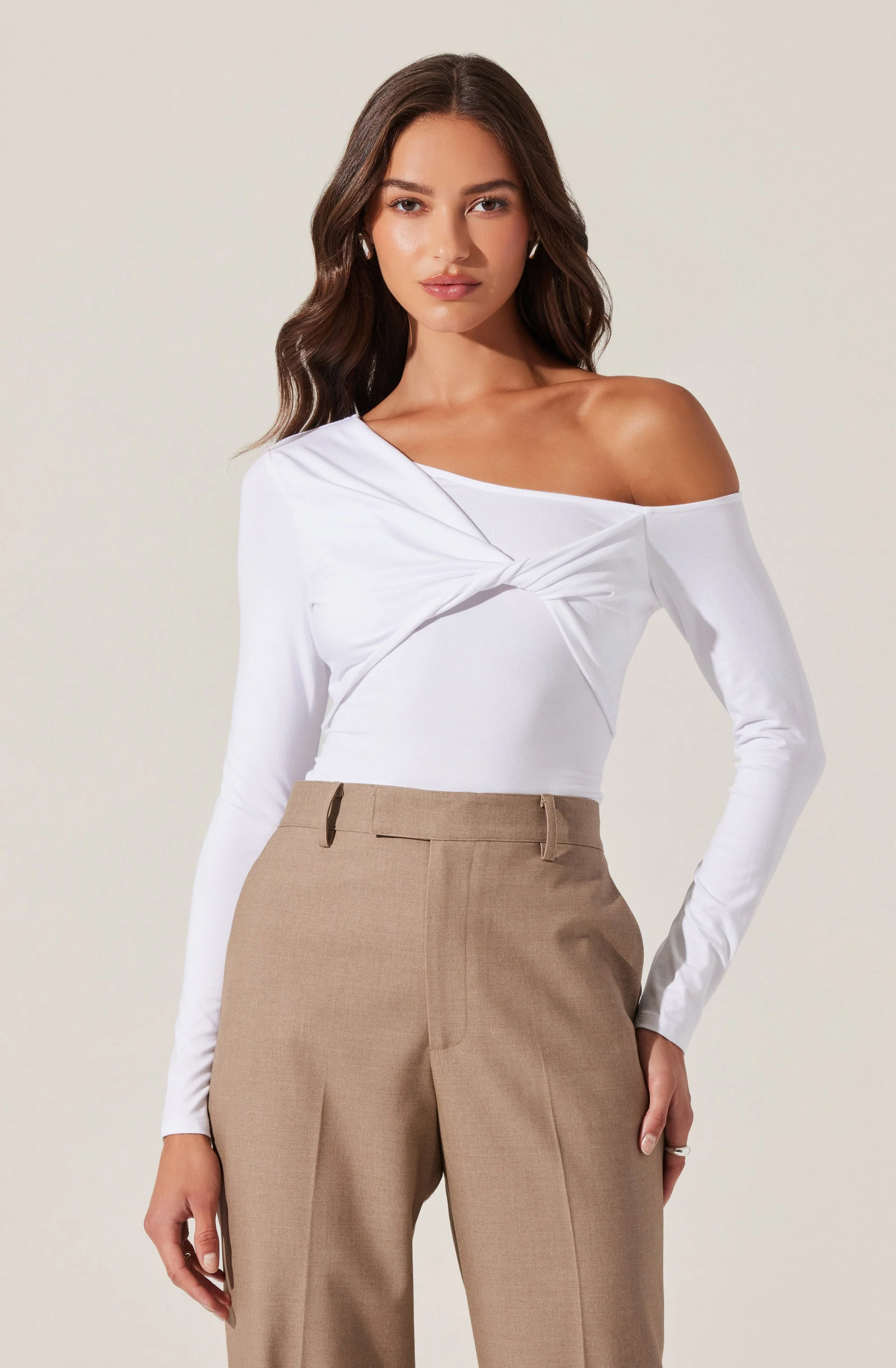 Kora Twist Front Top