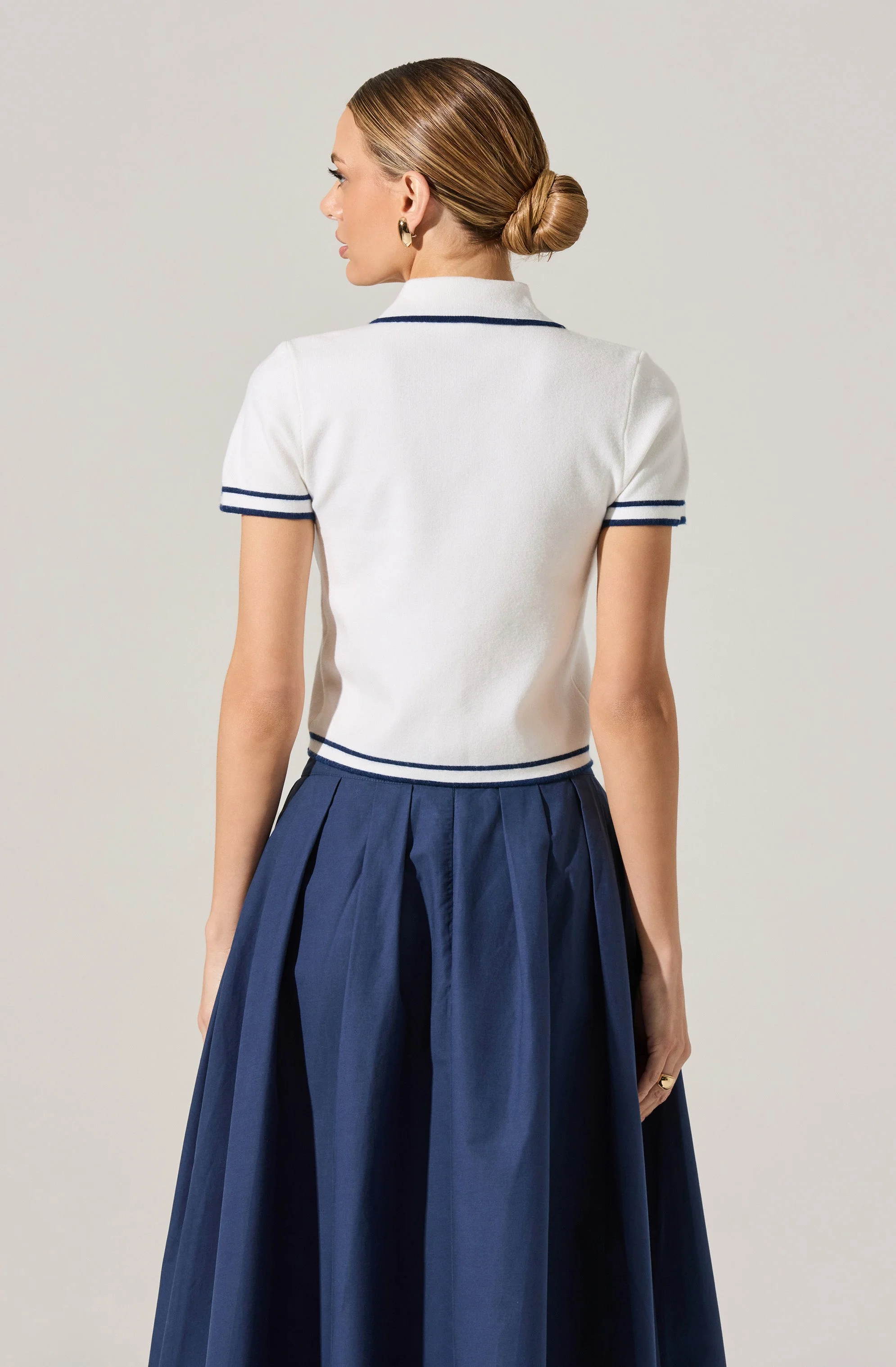 Contrast Trim Cropped Sweater