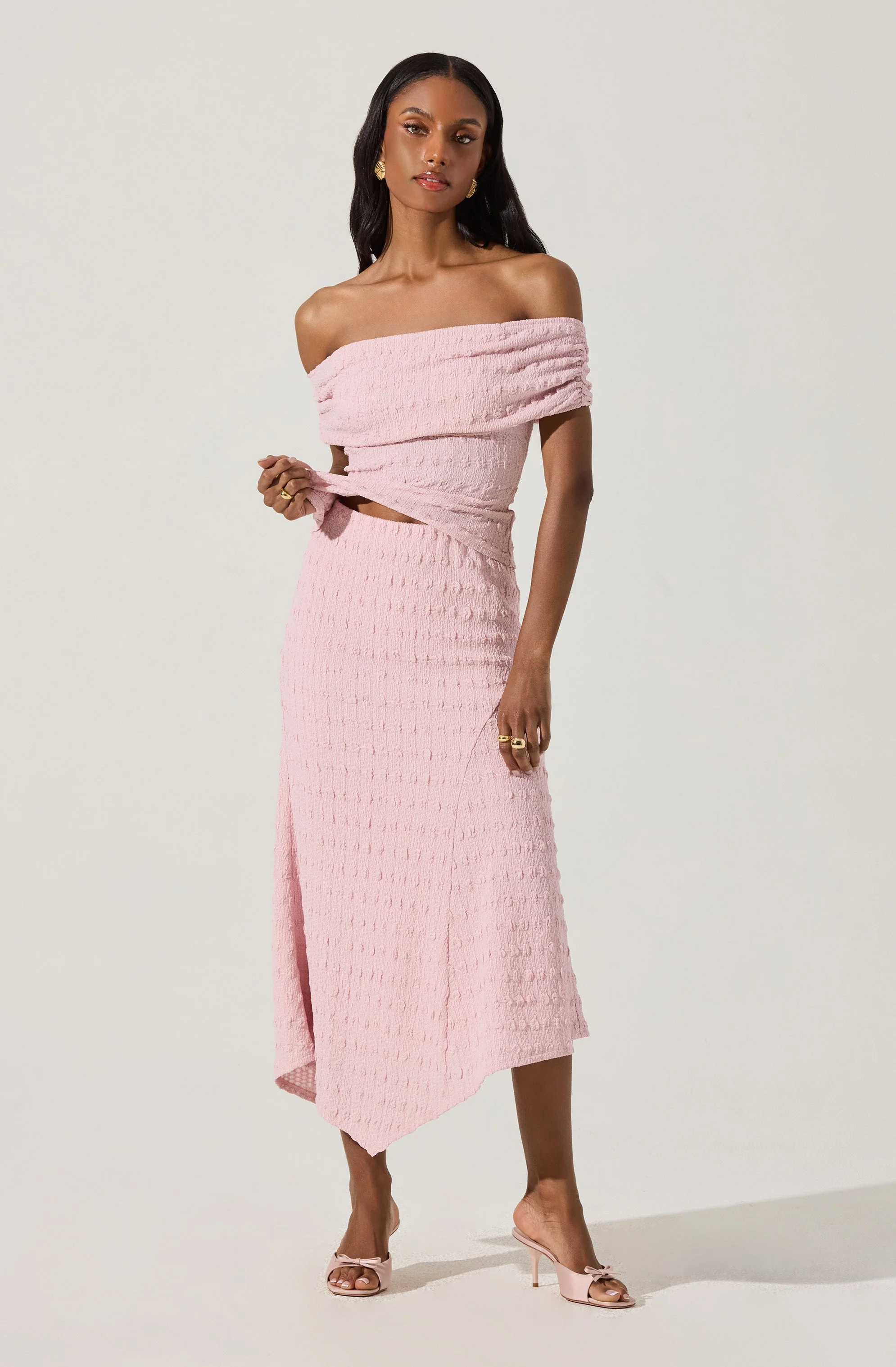 Textured Asymmetric Knit Skirt