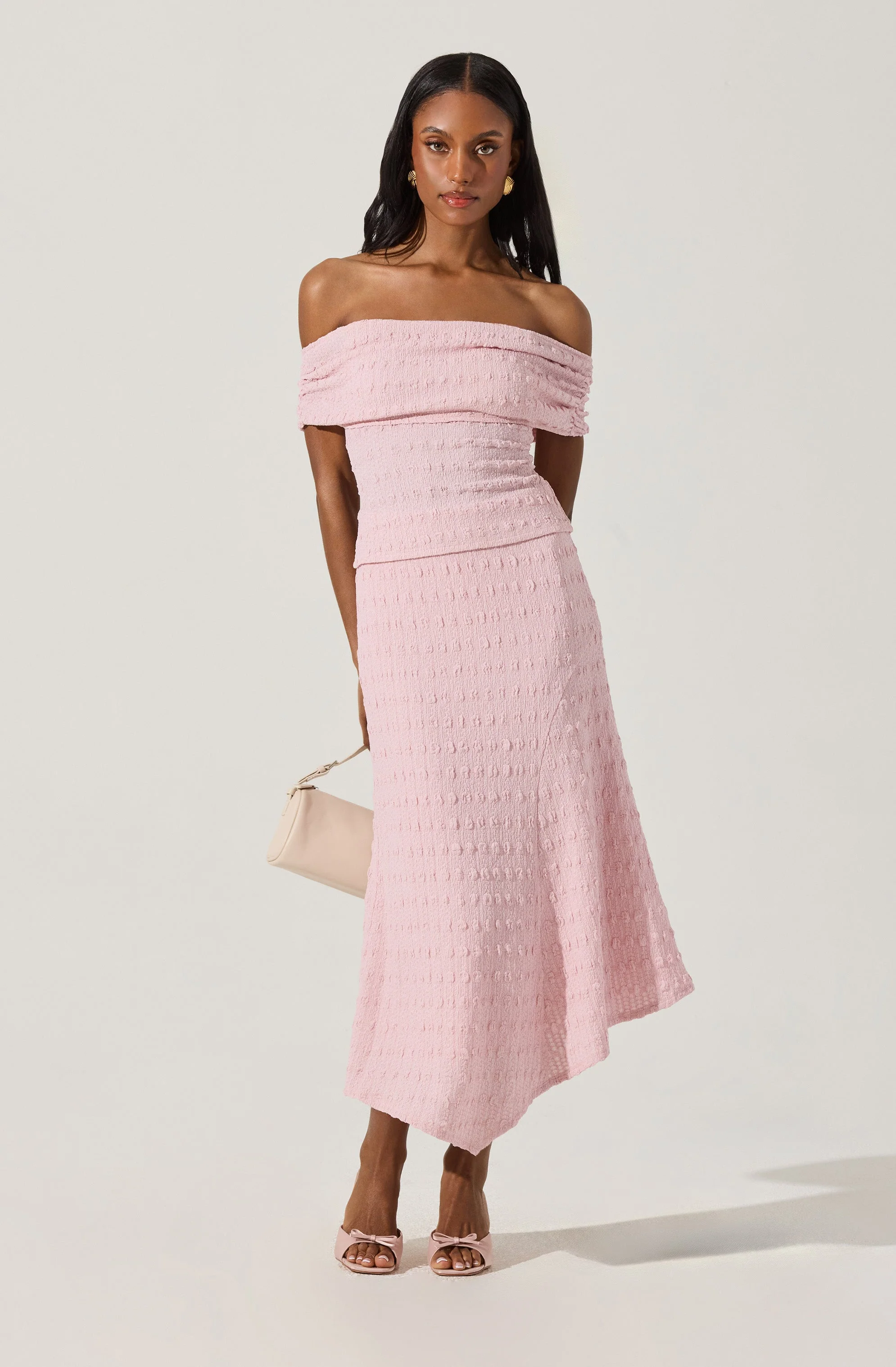 Textured Asymmetric Knit Skirt