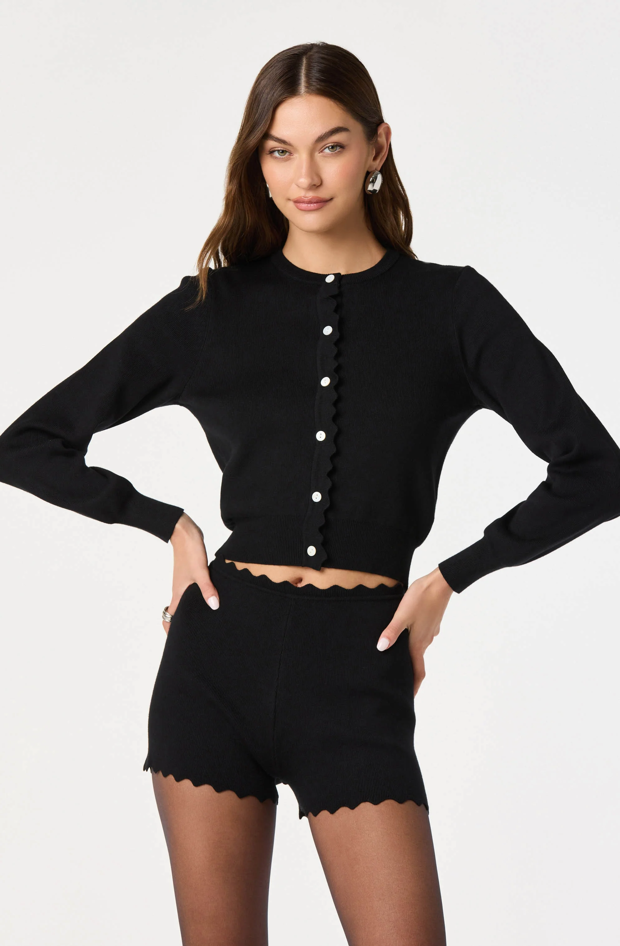 Scalloped Crewneck Cardigan