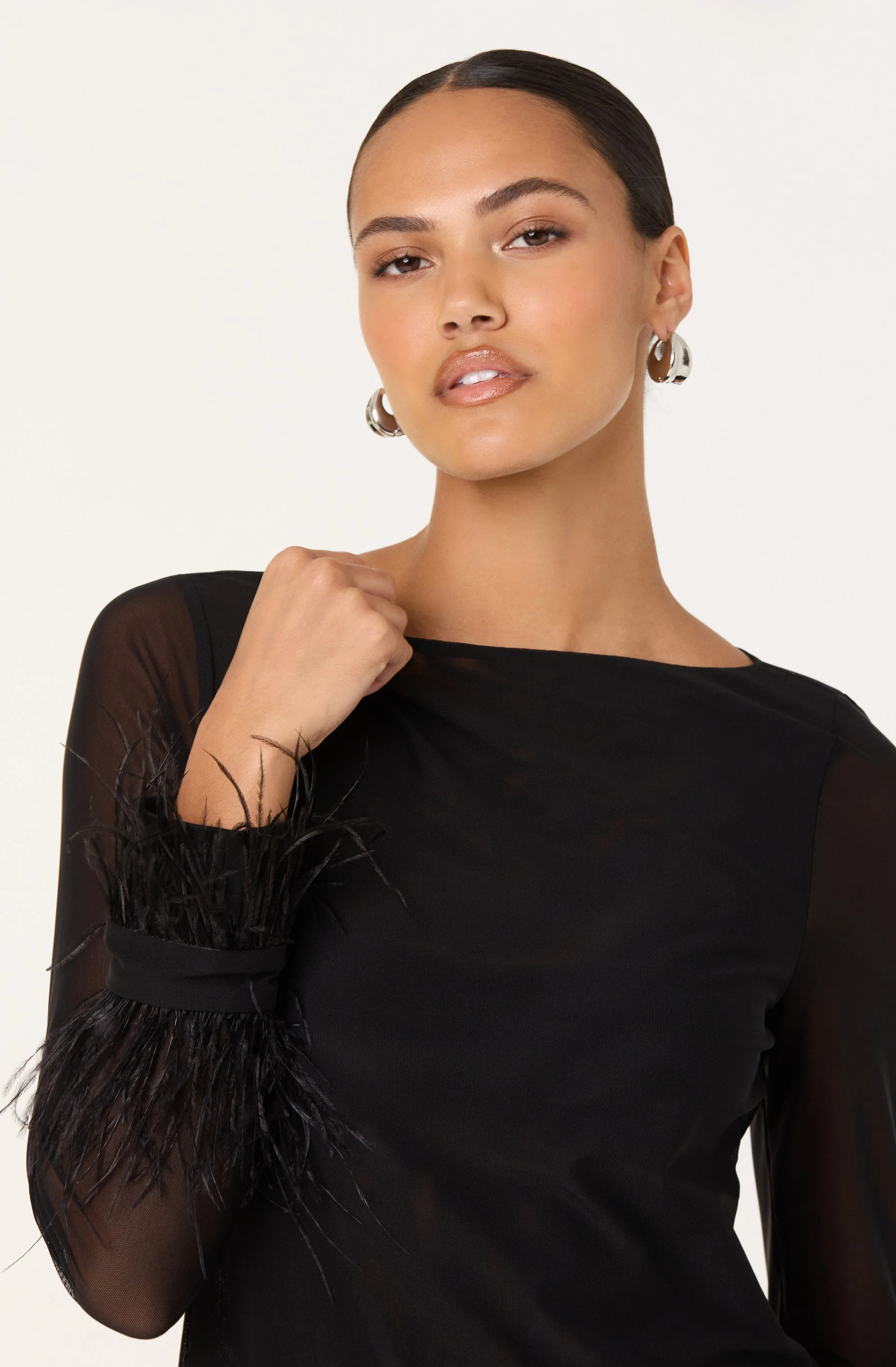 Brisa Mesh Feather Trim Top