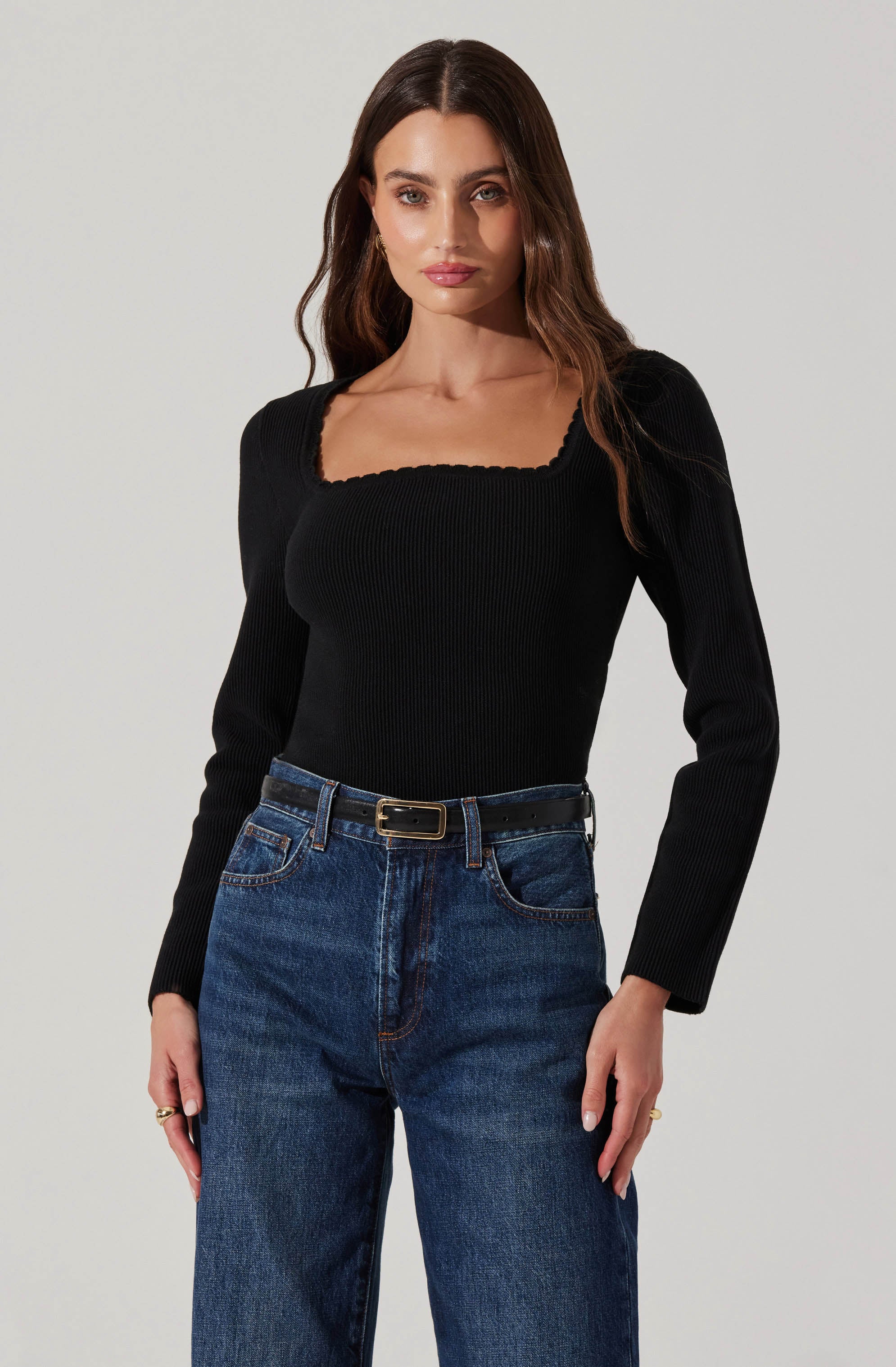 Scallop Trim Ribbed Knit Top