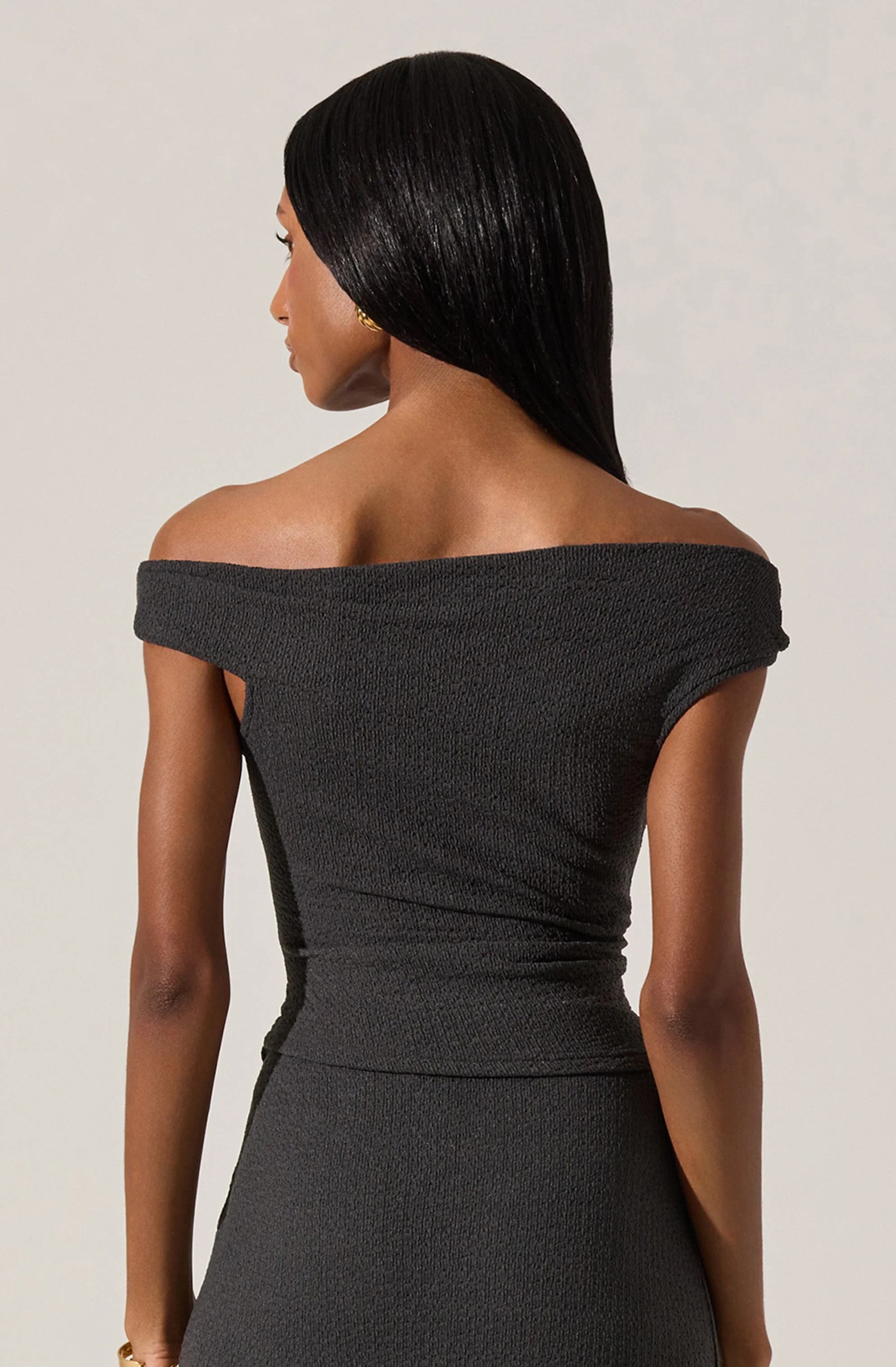 Lindy Off Shoulder Top