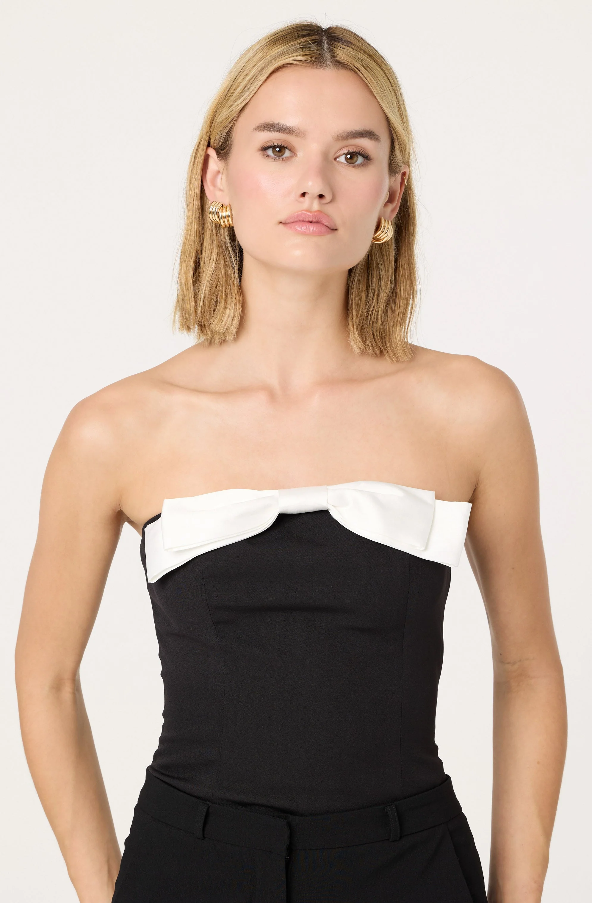 Contrast Bow Strapless Top