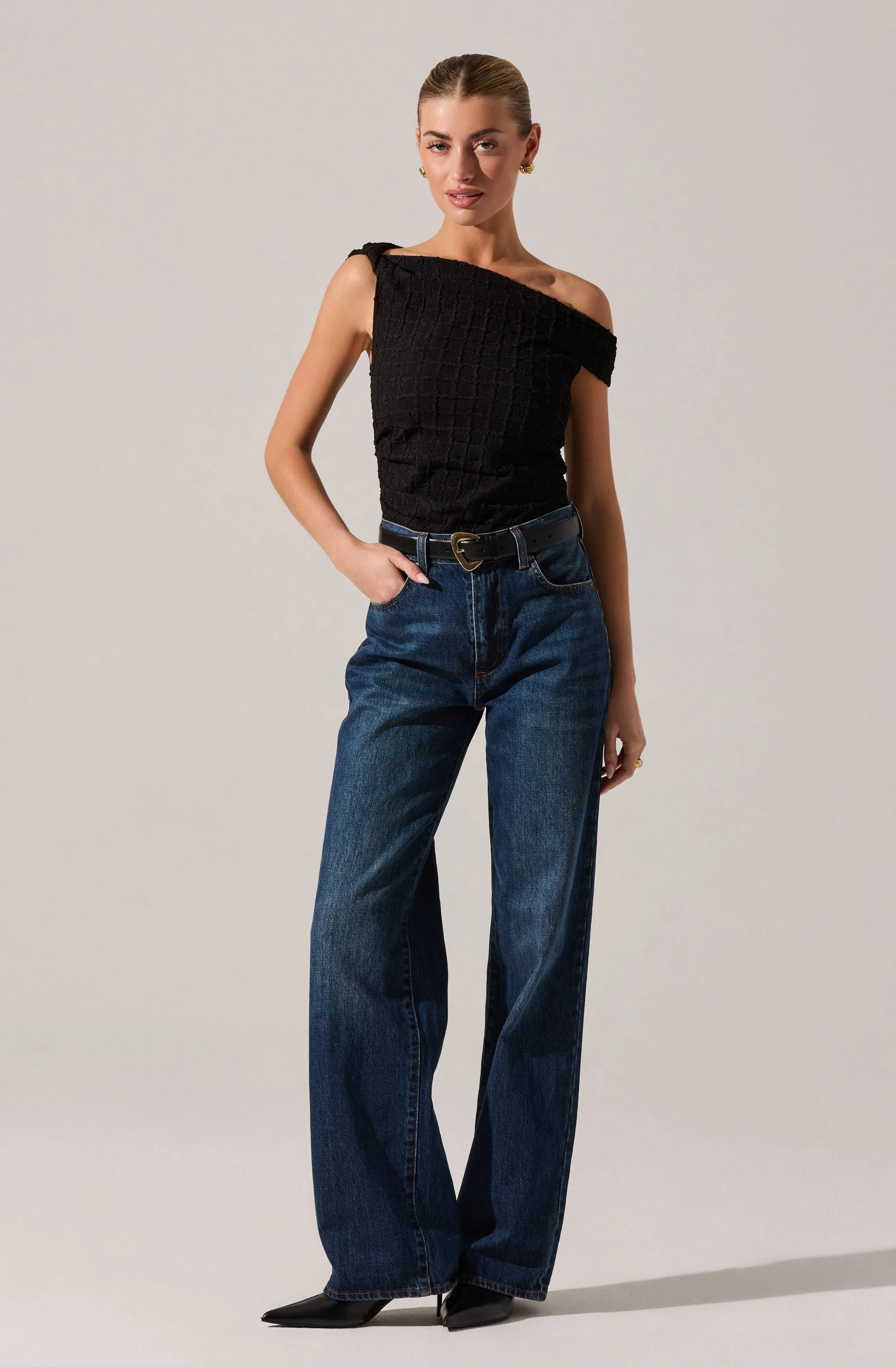 Lindy Textured Off Shoulder Top