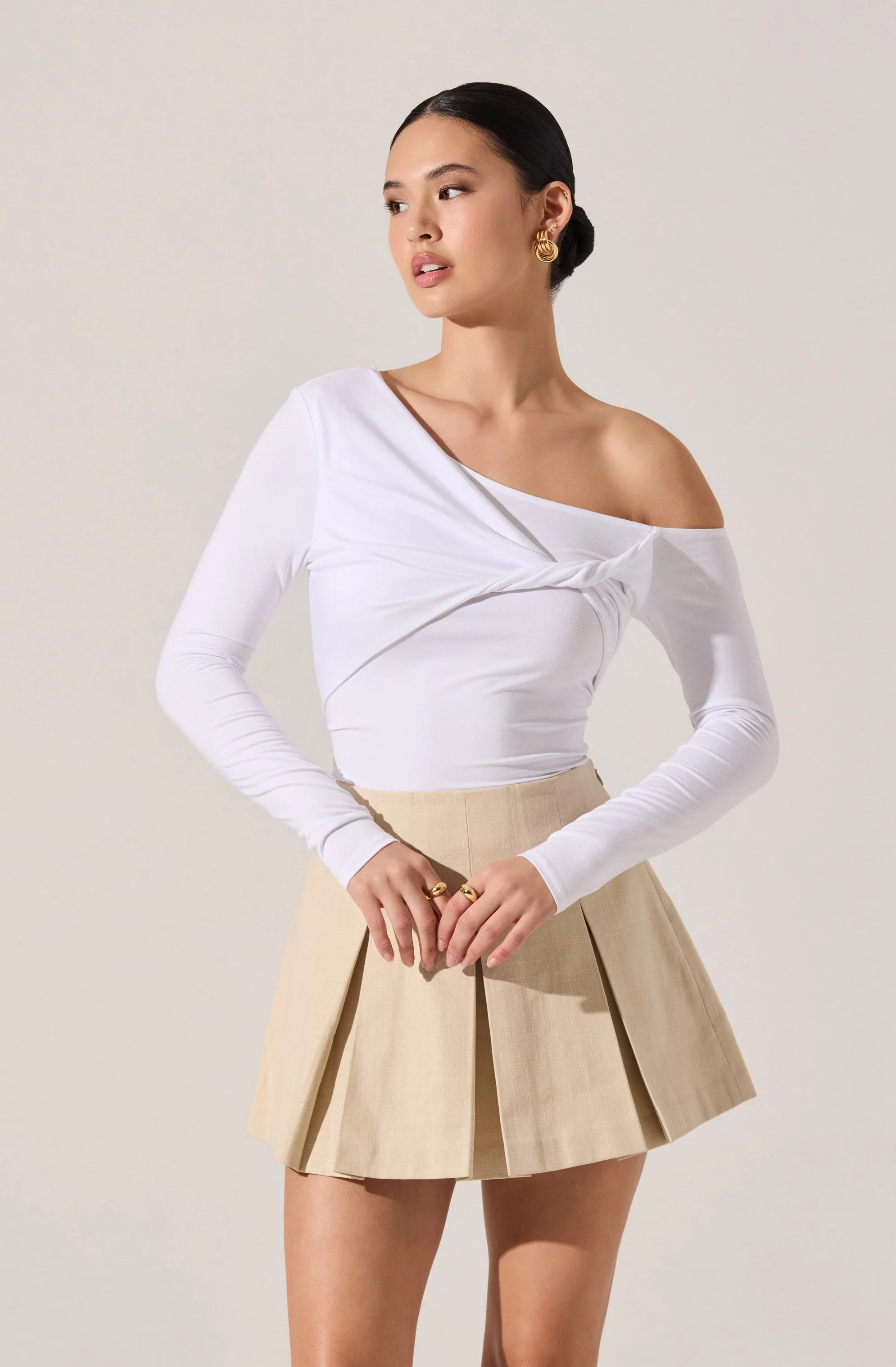 Kora Twist Front Top