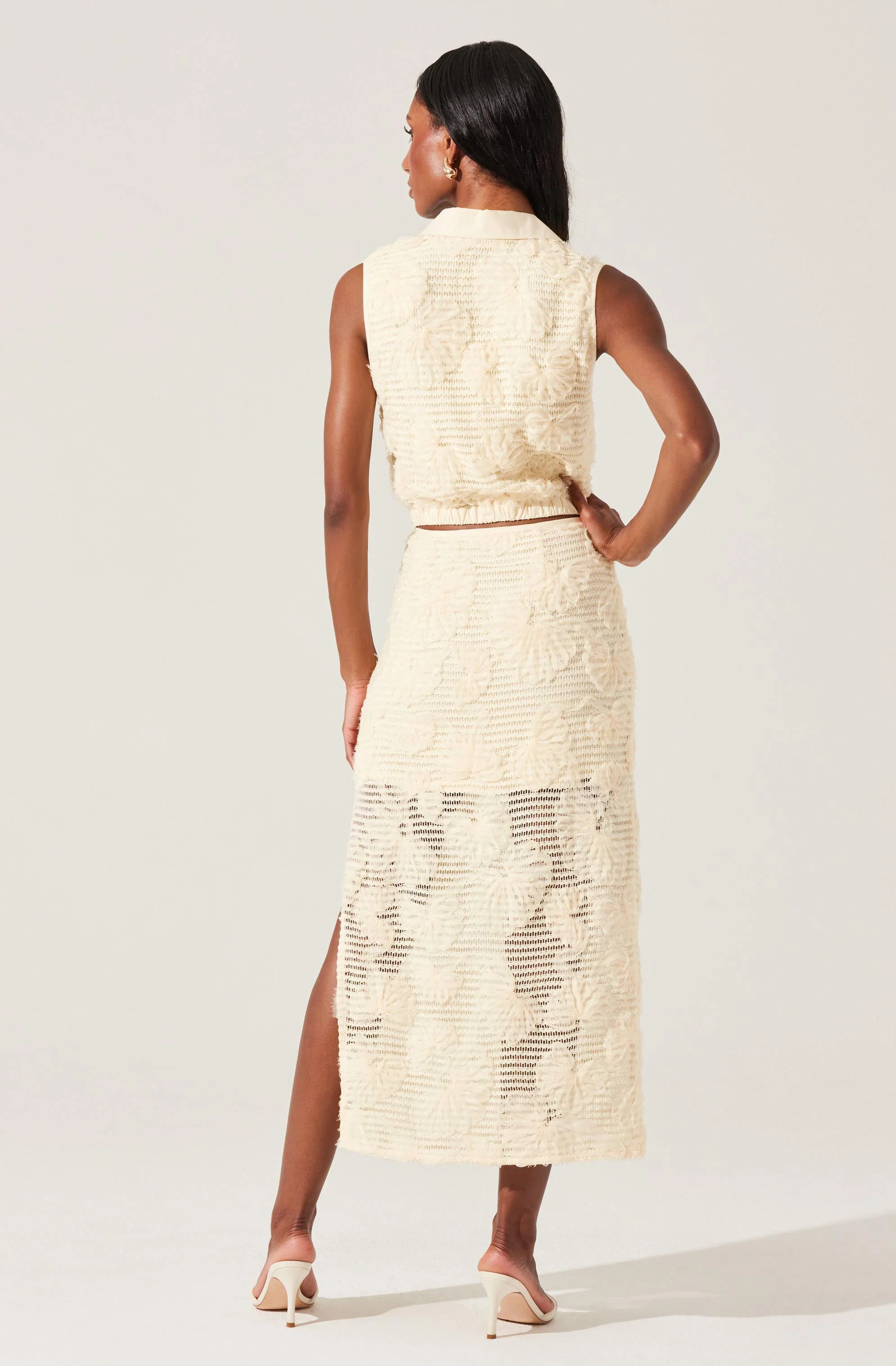 Sol Textured Floral Knit Top