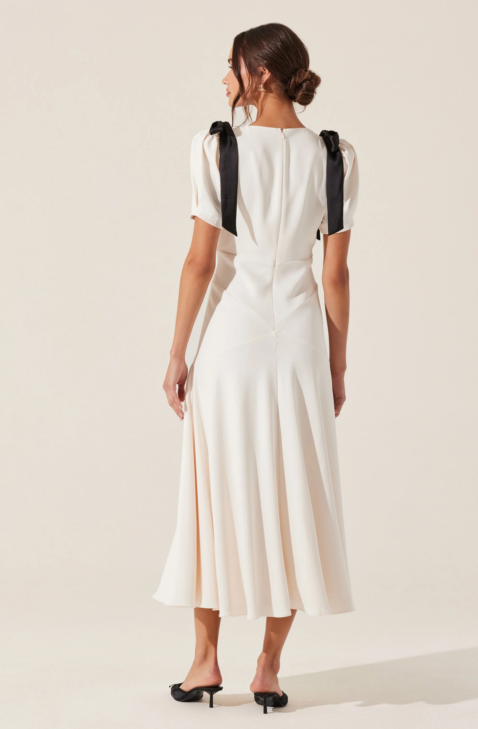 Ciela Bow Puff Sleeve Dress