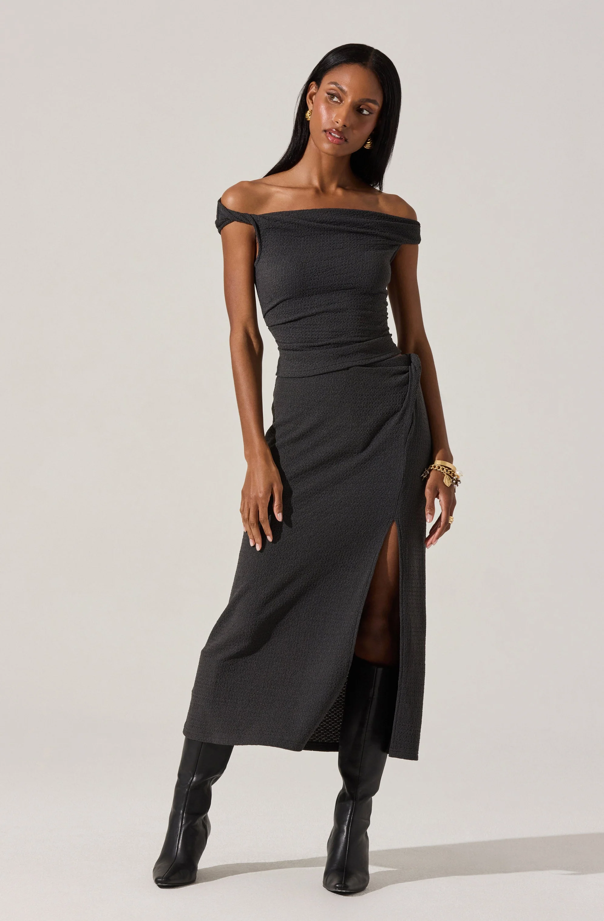 Lindy Off Shoulder Top