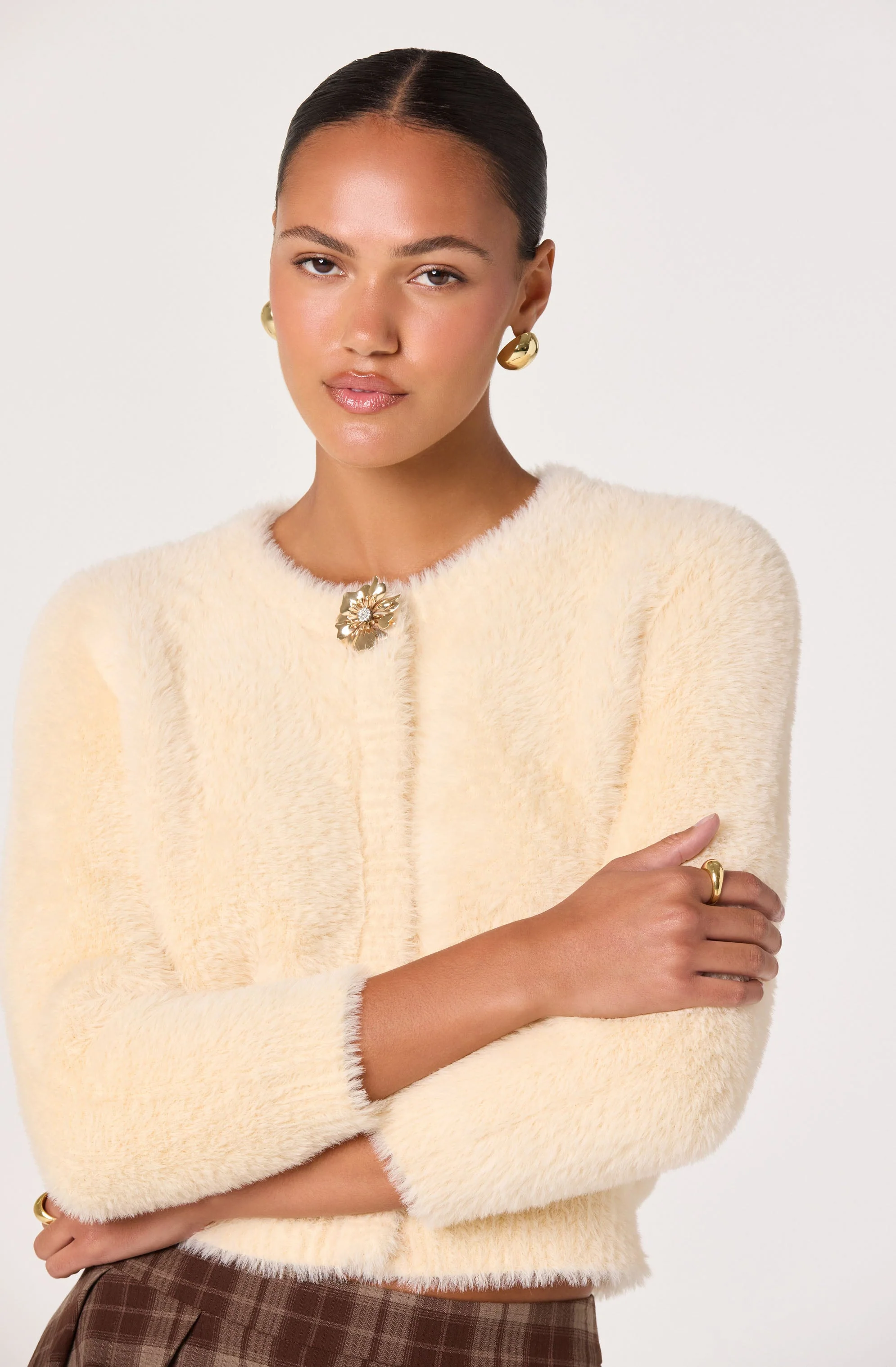 Fuzzy Cropped Cardigan