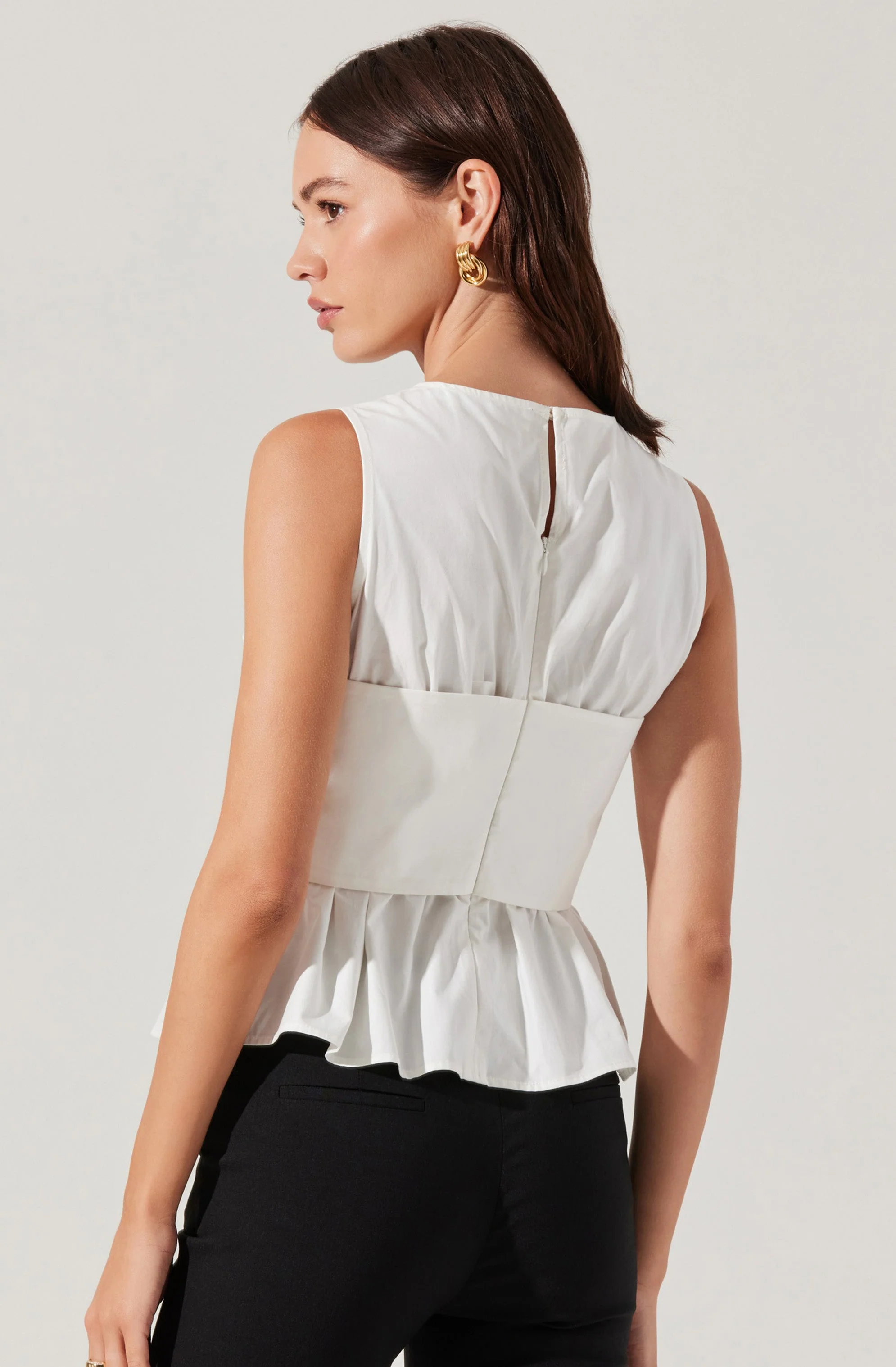 Isela Sleeveless Crossover Top